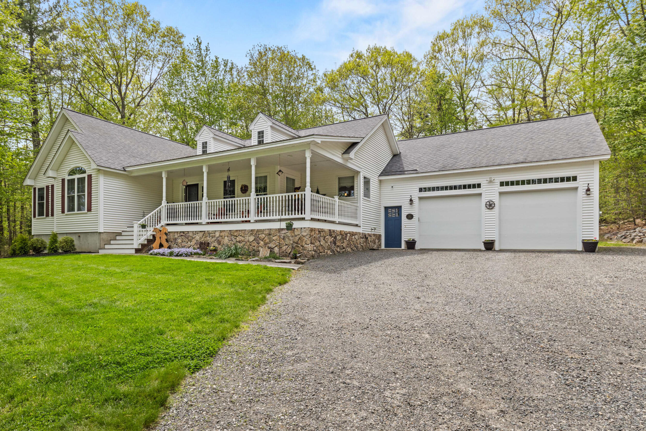 471 Twombley Road Property Photo 1