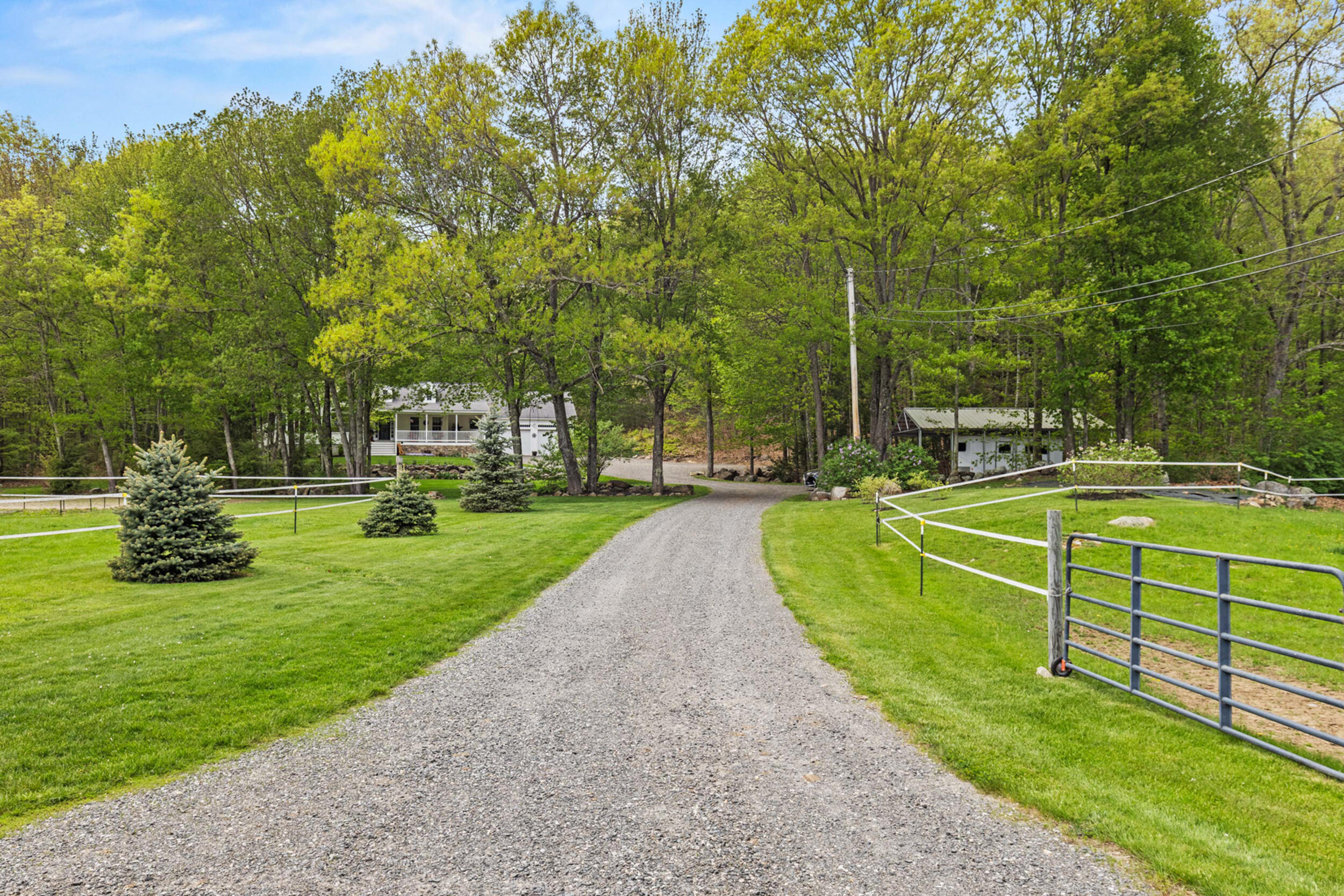 471 Twombley Road Property Photo 10
