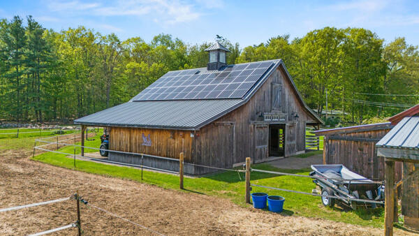 471 Twombley Road Property Photo 14