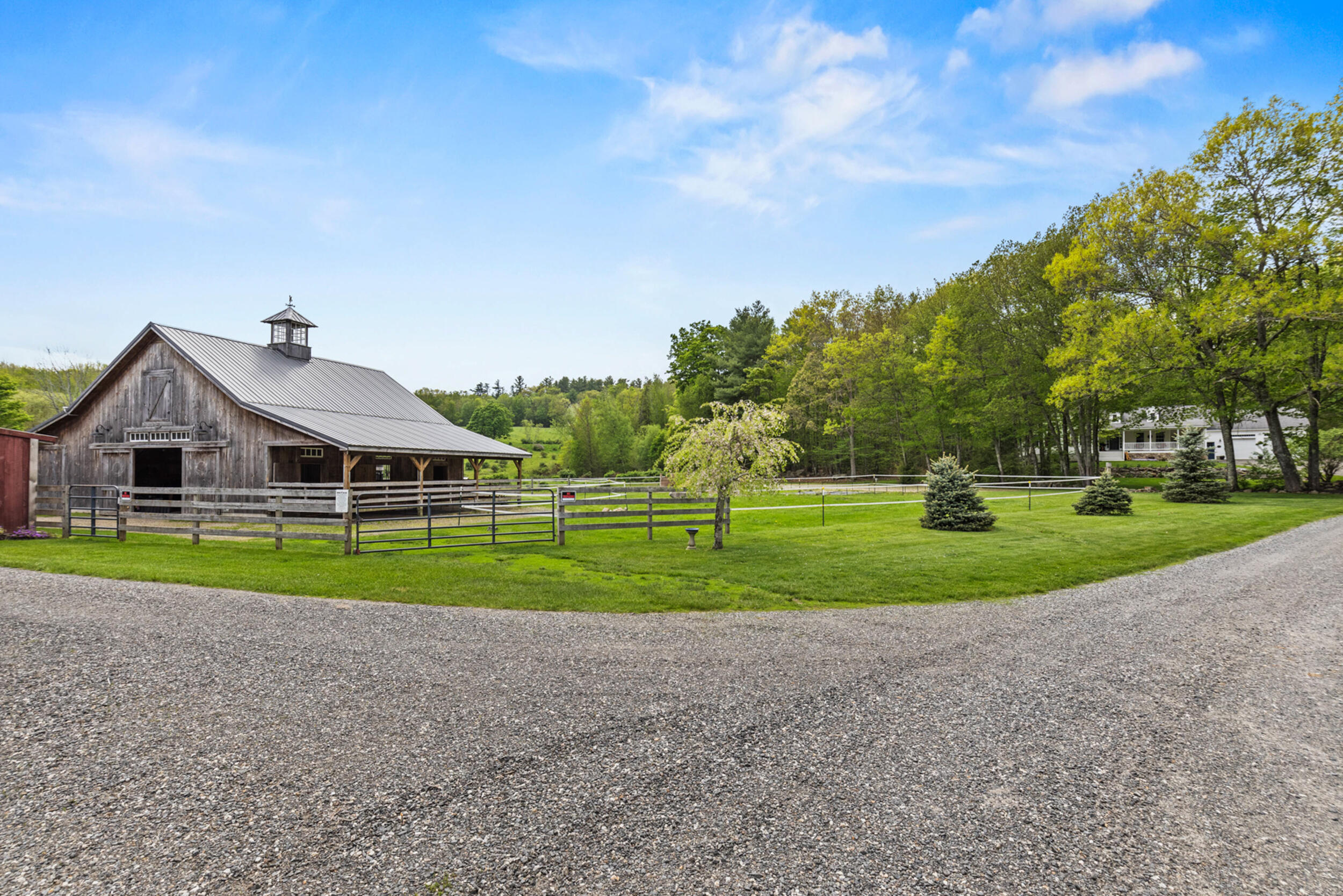471 Twombley Road Property Photo 24