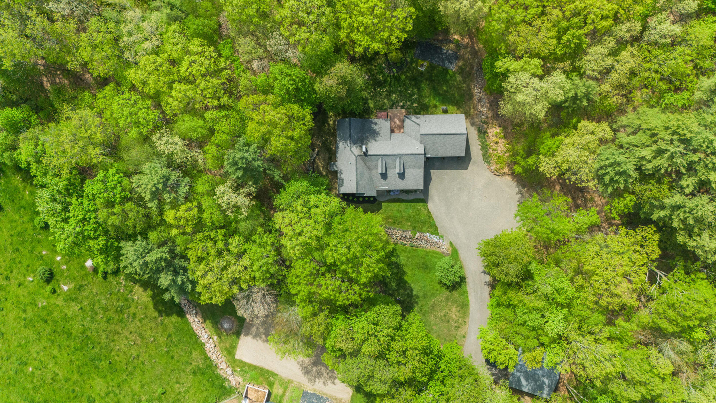 471 Twombley Road Property Photo 27