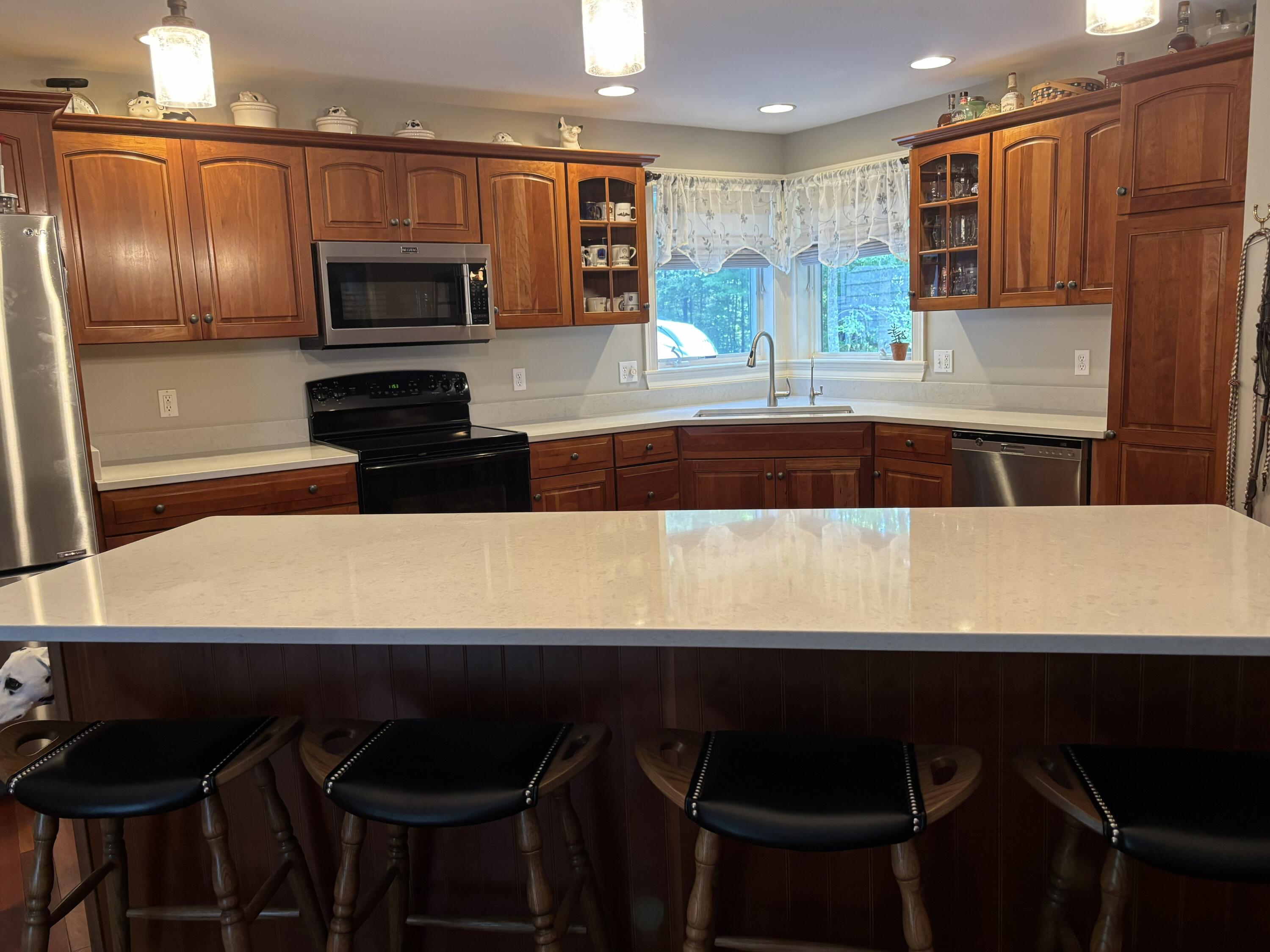 471 Twombley Road Property Photo 39