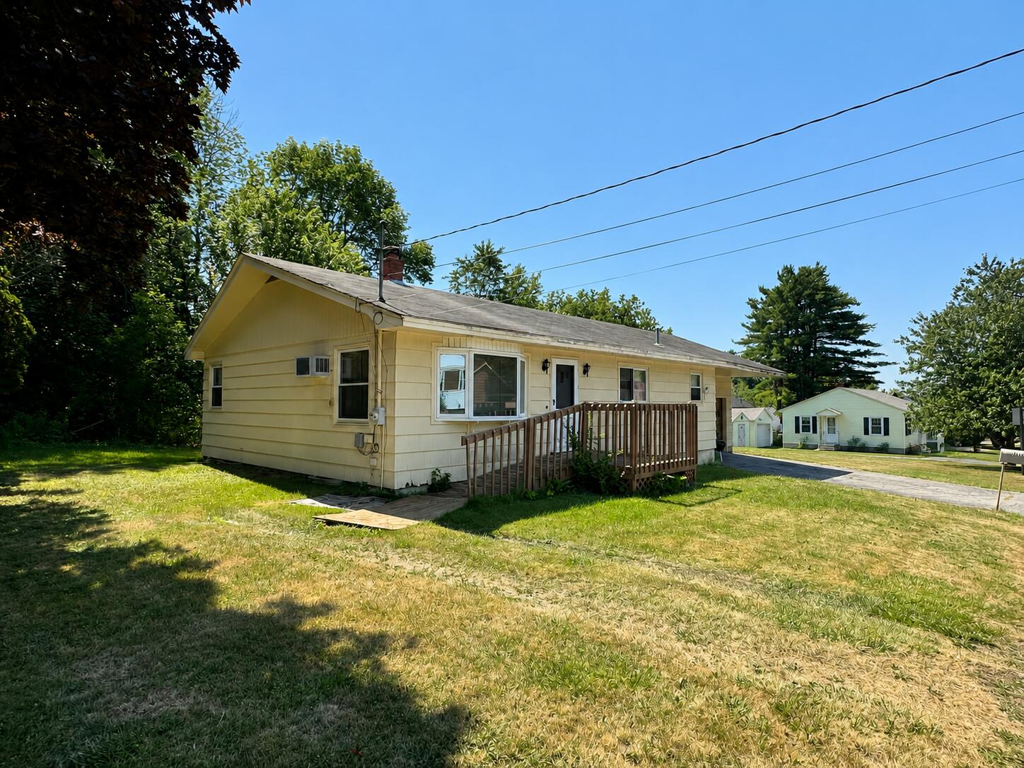 9 Sherbrooke Avenue Property Photo 2