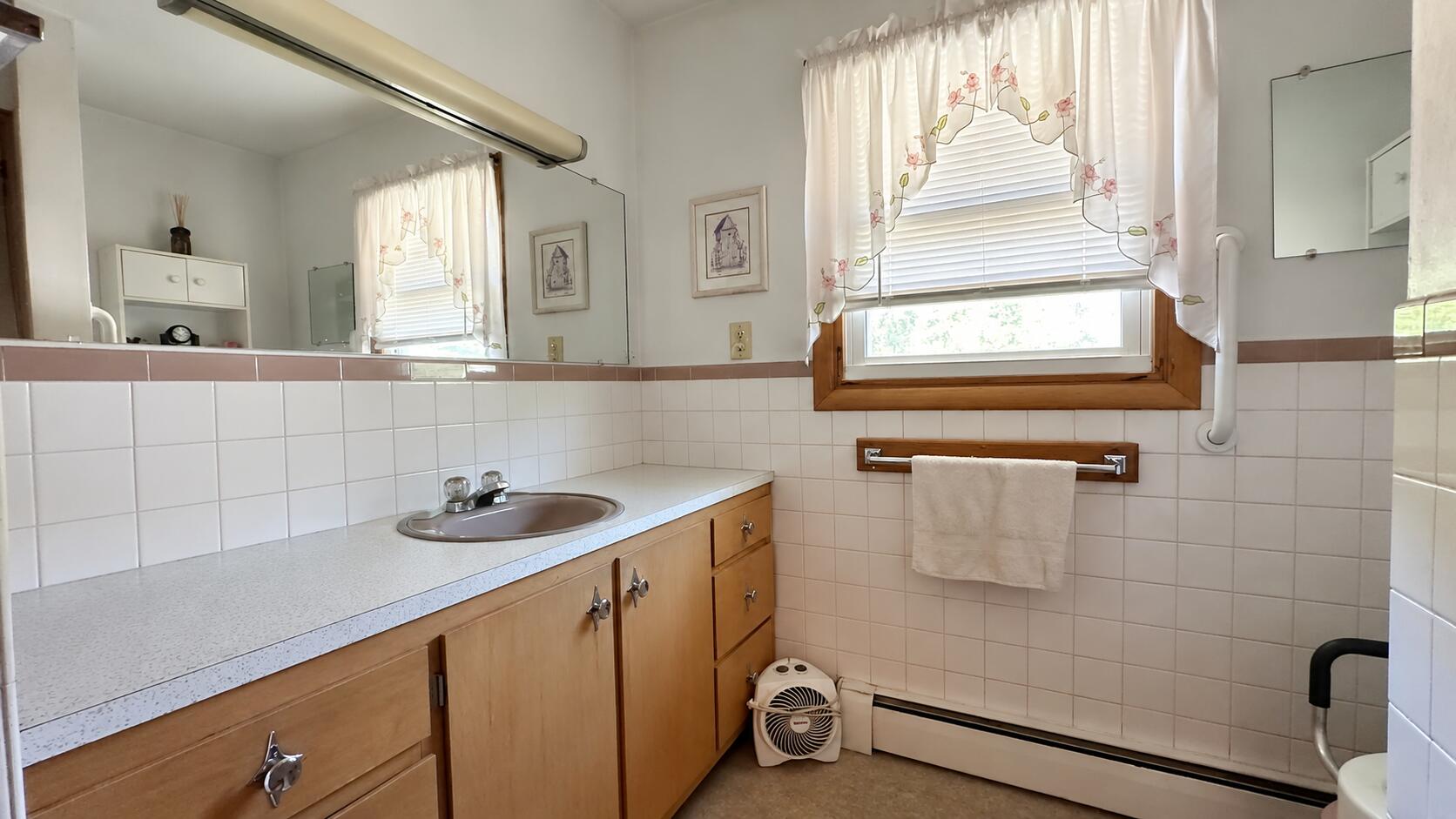 9 Sherbrooke Avenue Property Photo 6
