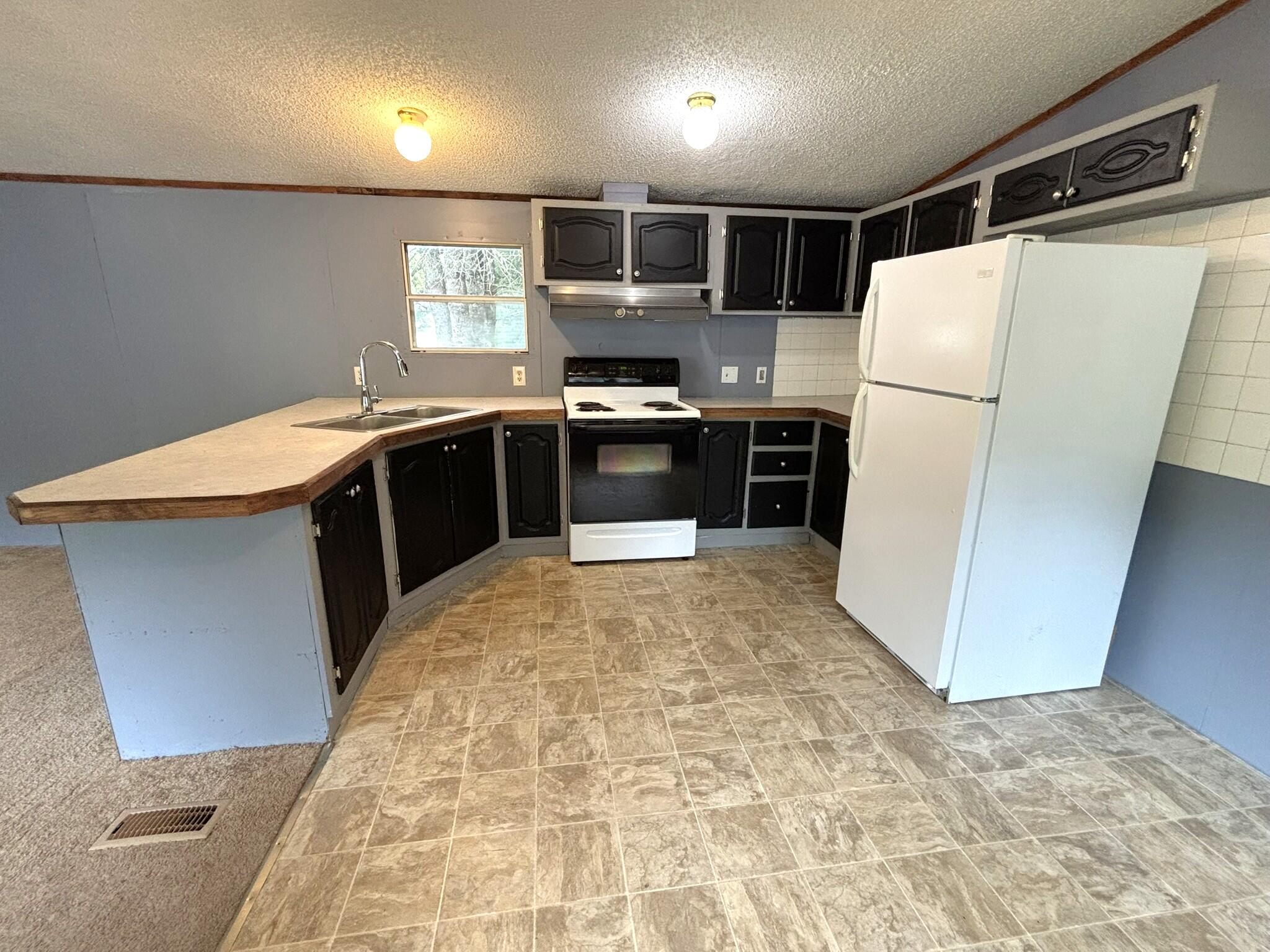 30 Mri Drive Property Photo 8