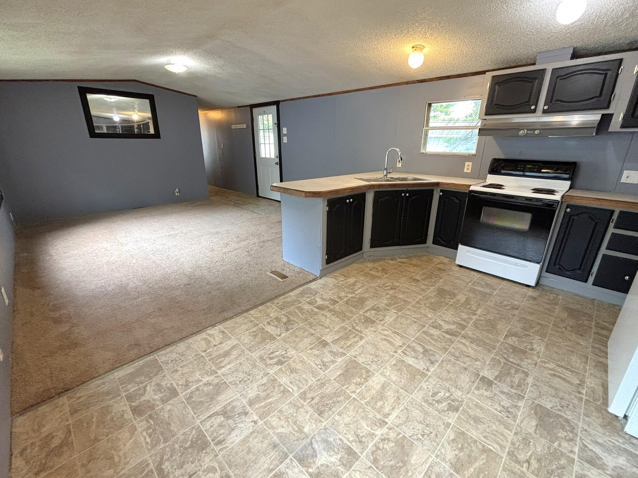 30 Mri Drive Property Photo 9