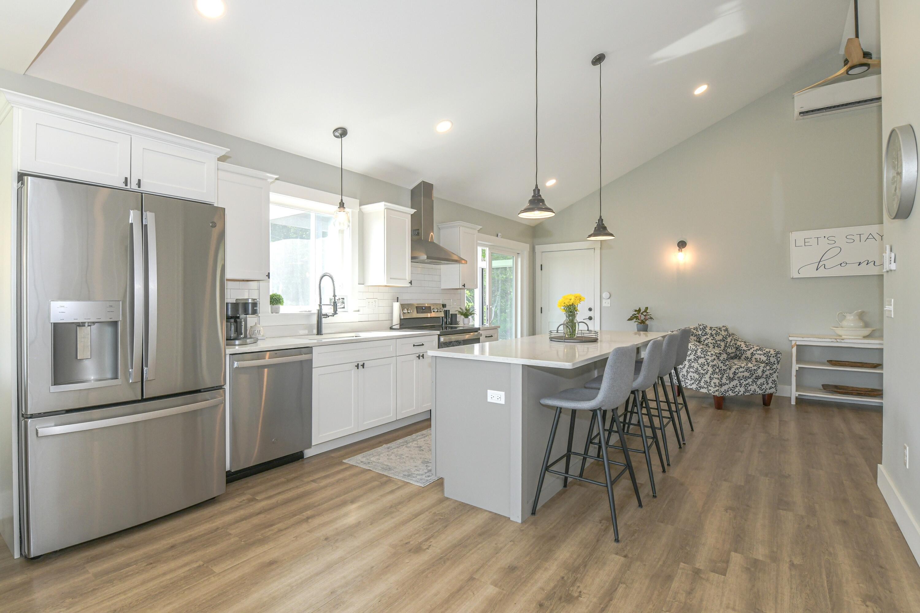 13 Efficiency Way Property Photo 8