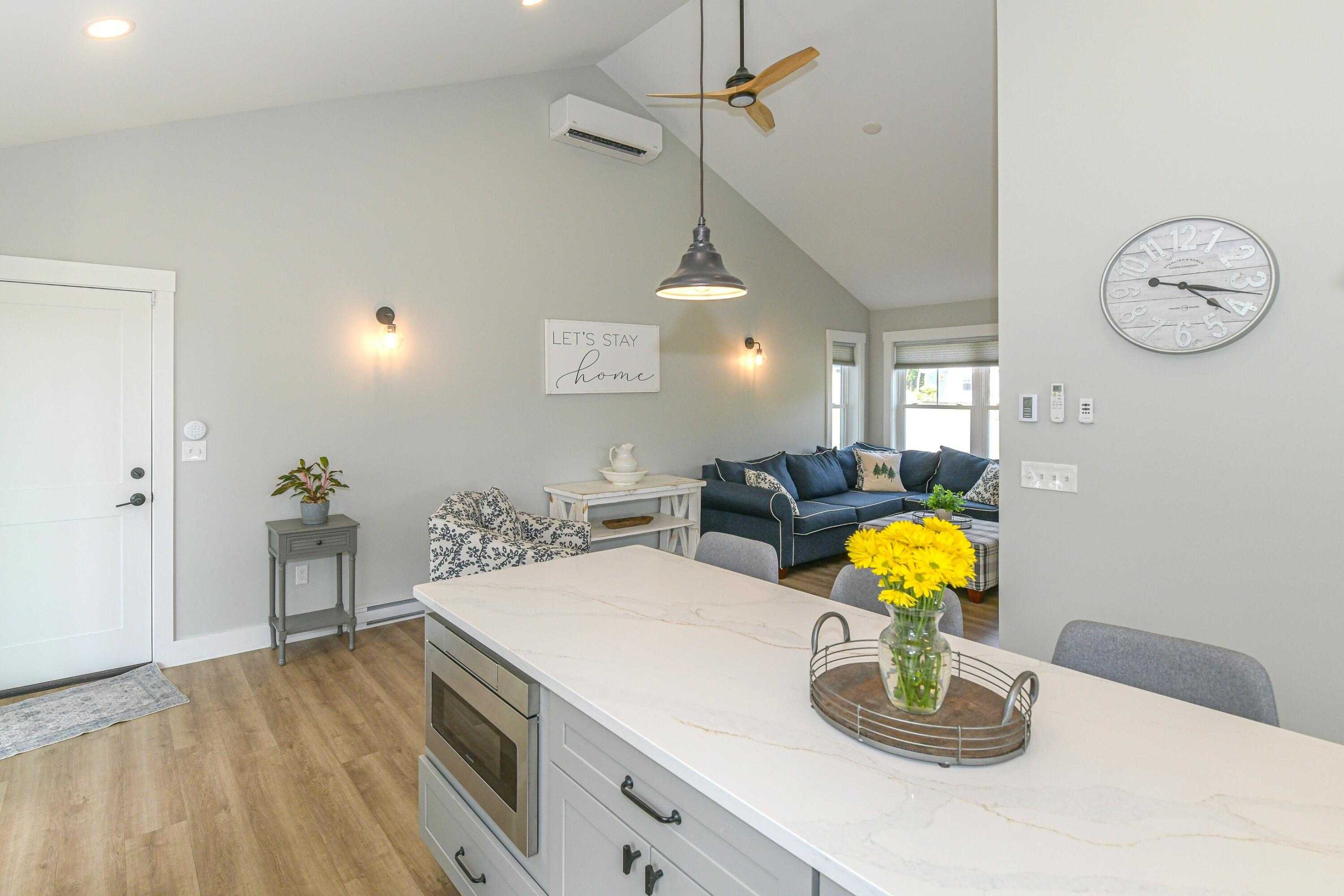 13 Efficiency Way Property Photo 11