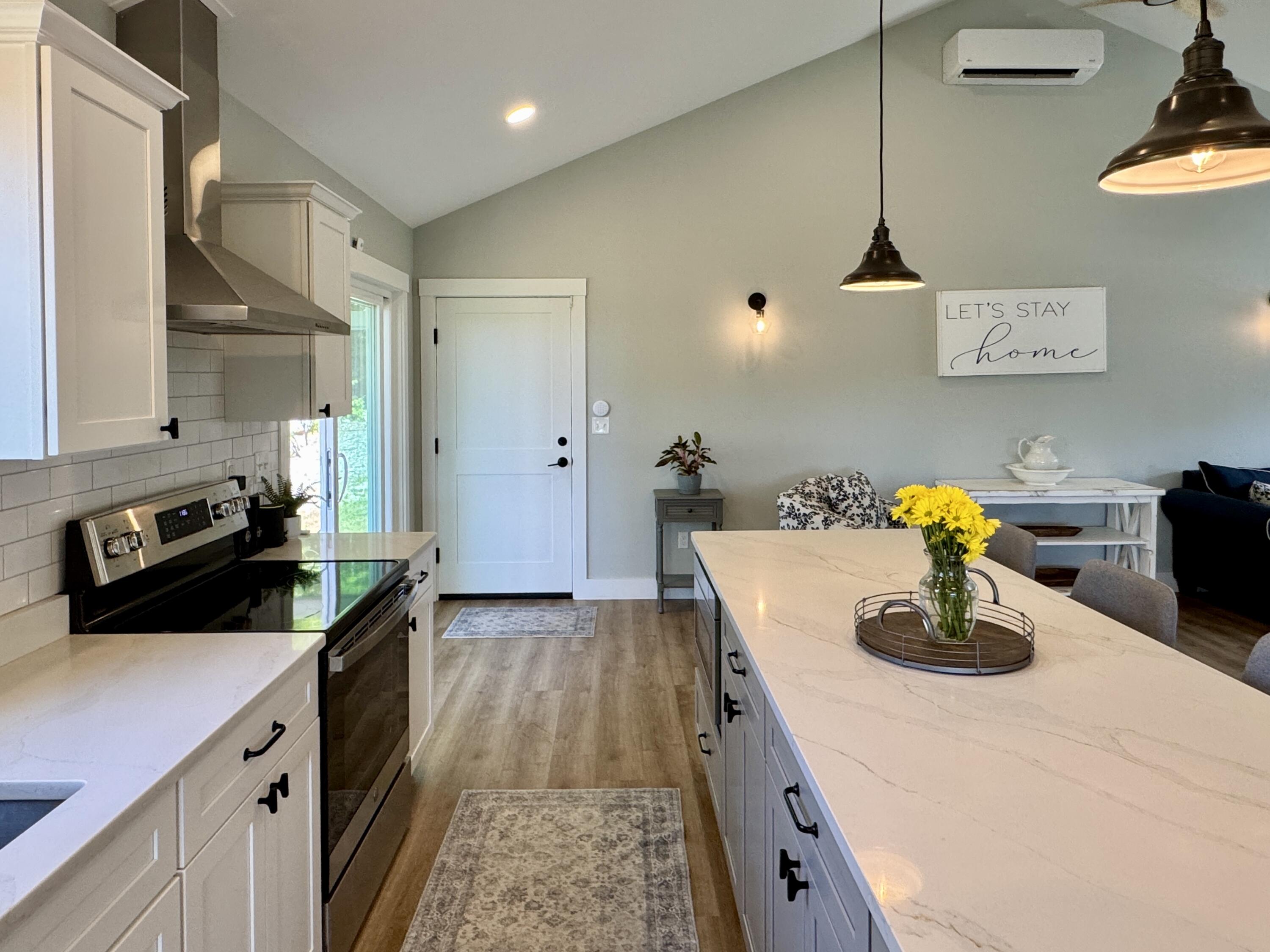 13 Efficiency Way Property Photo 47