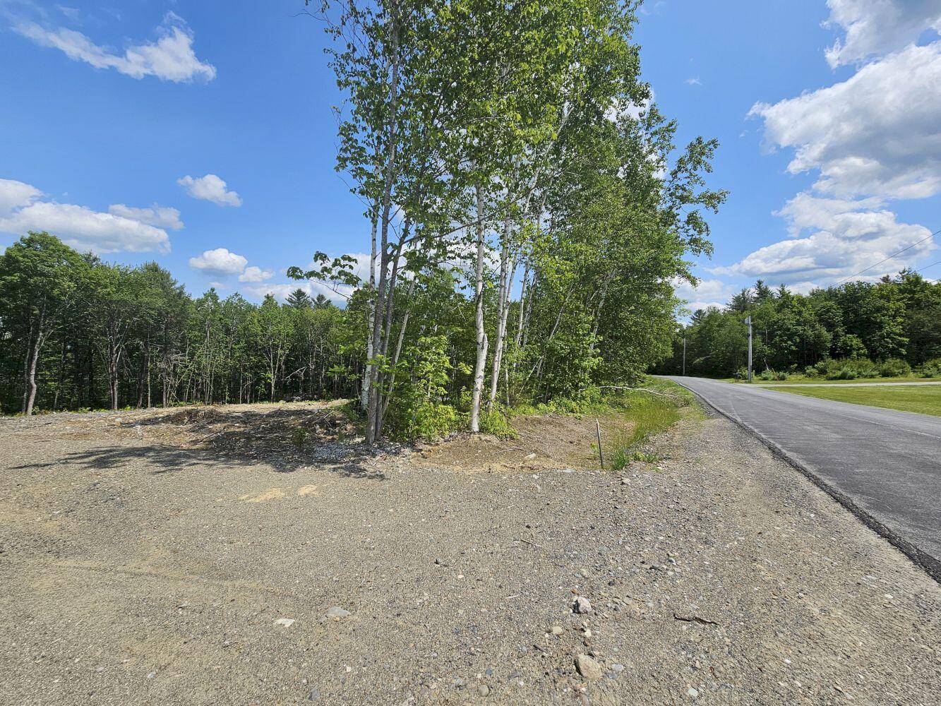 M12 L17-8 Glen View Drive Property Photo 2