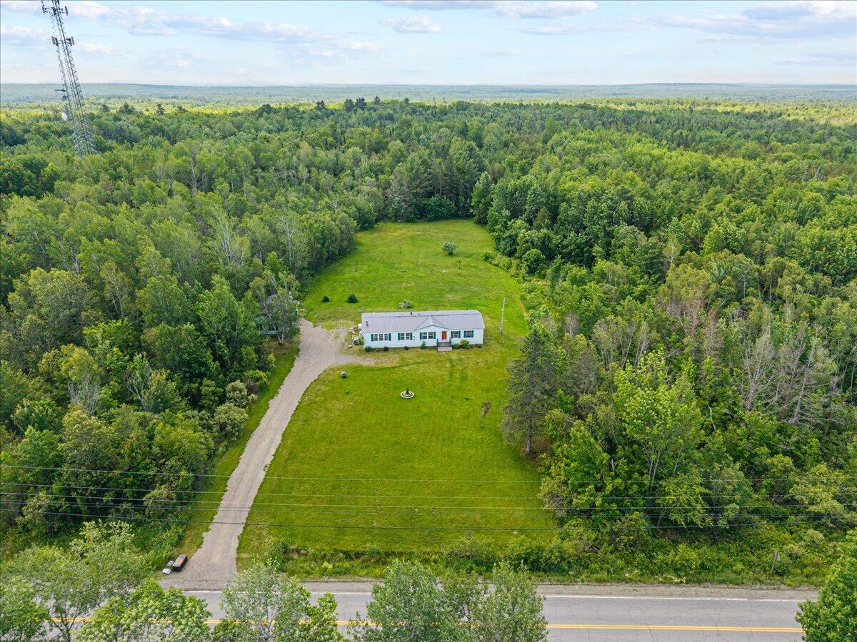 405 E Road Property Photo 3