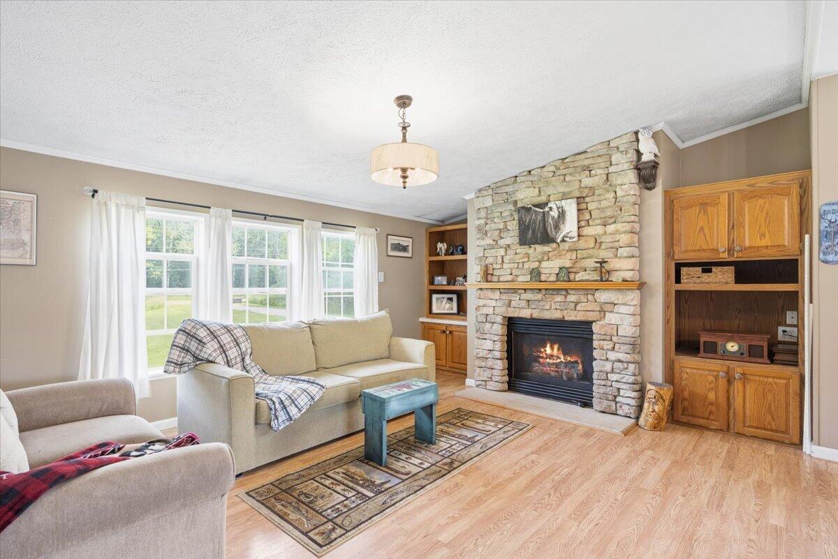 405 E Road Property Photo 19