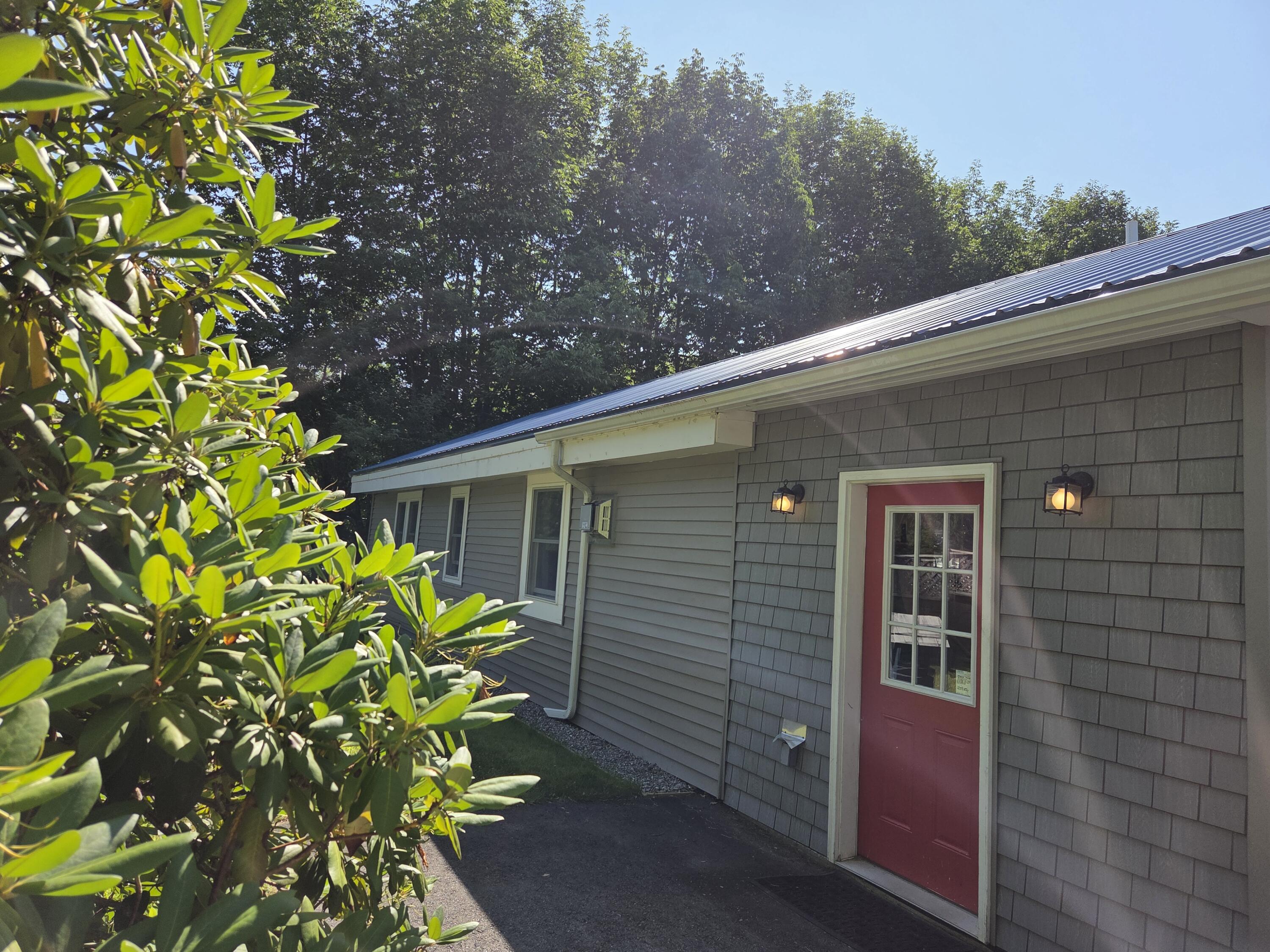 272 Belmont Avenue Property Photo 6