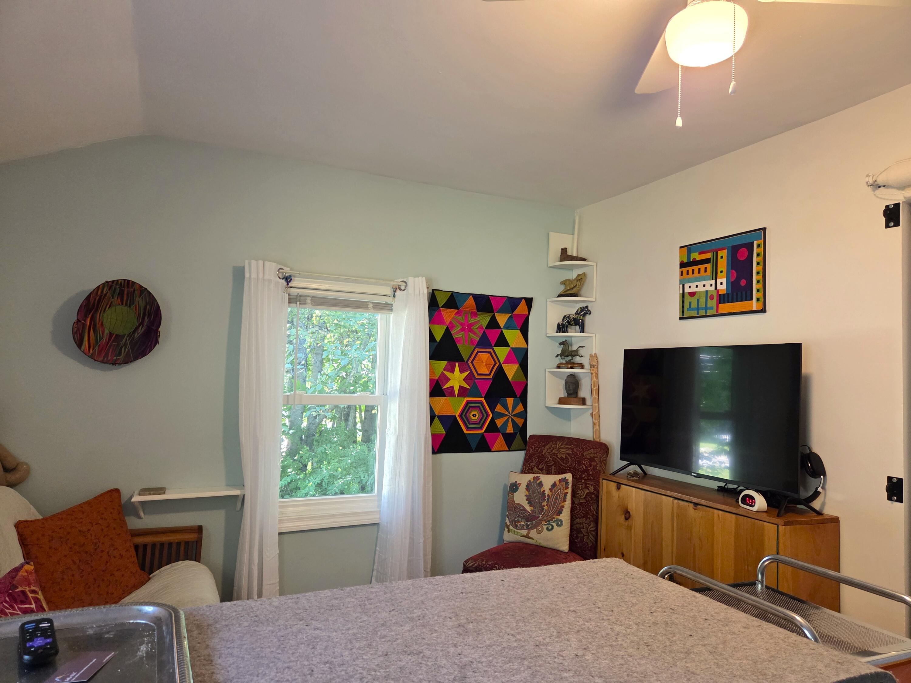 272 Belmont Avenue Property Photo 29