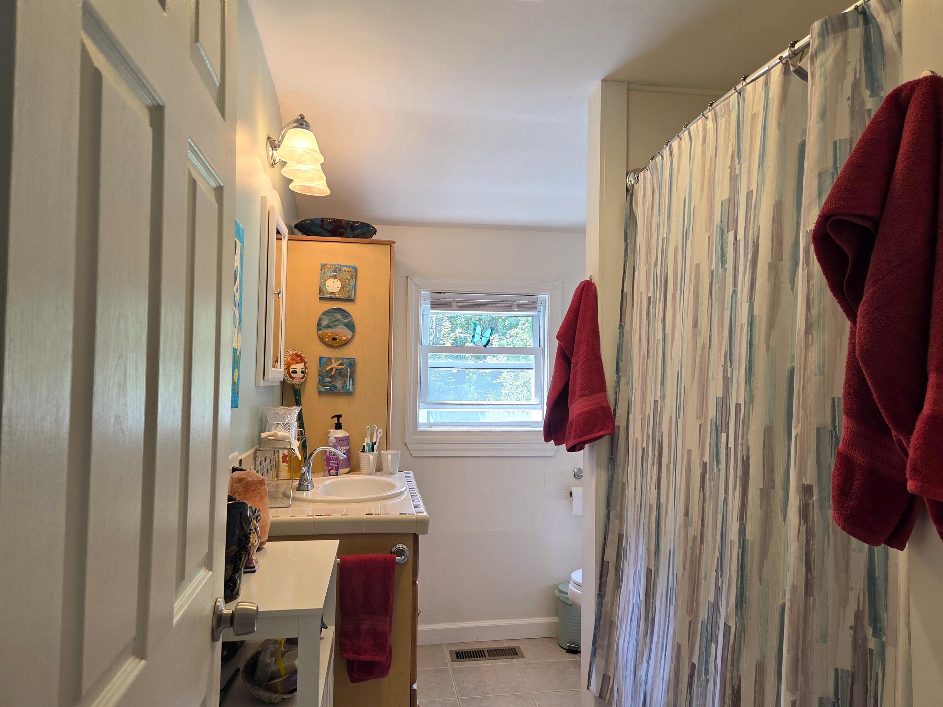 272 Belmont Avenue Property Photo 31