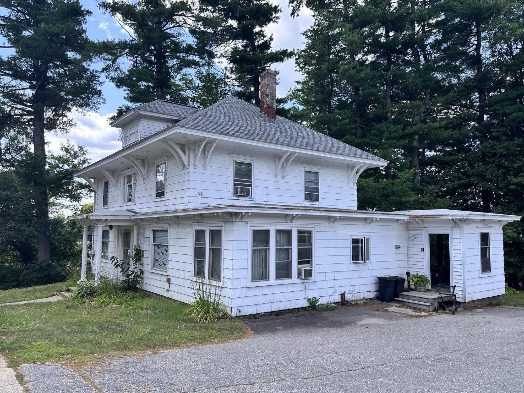 156 Cottage Street Property Photo 2