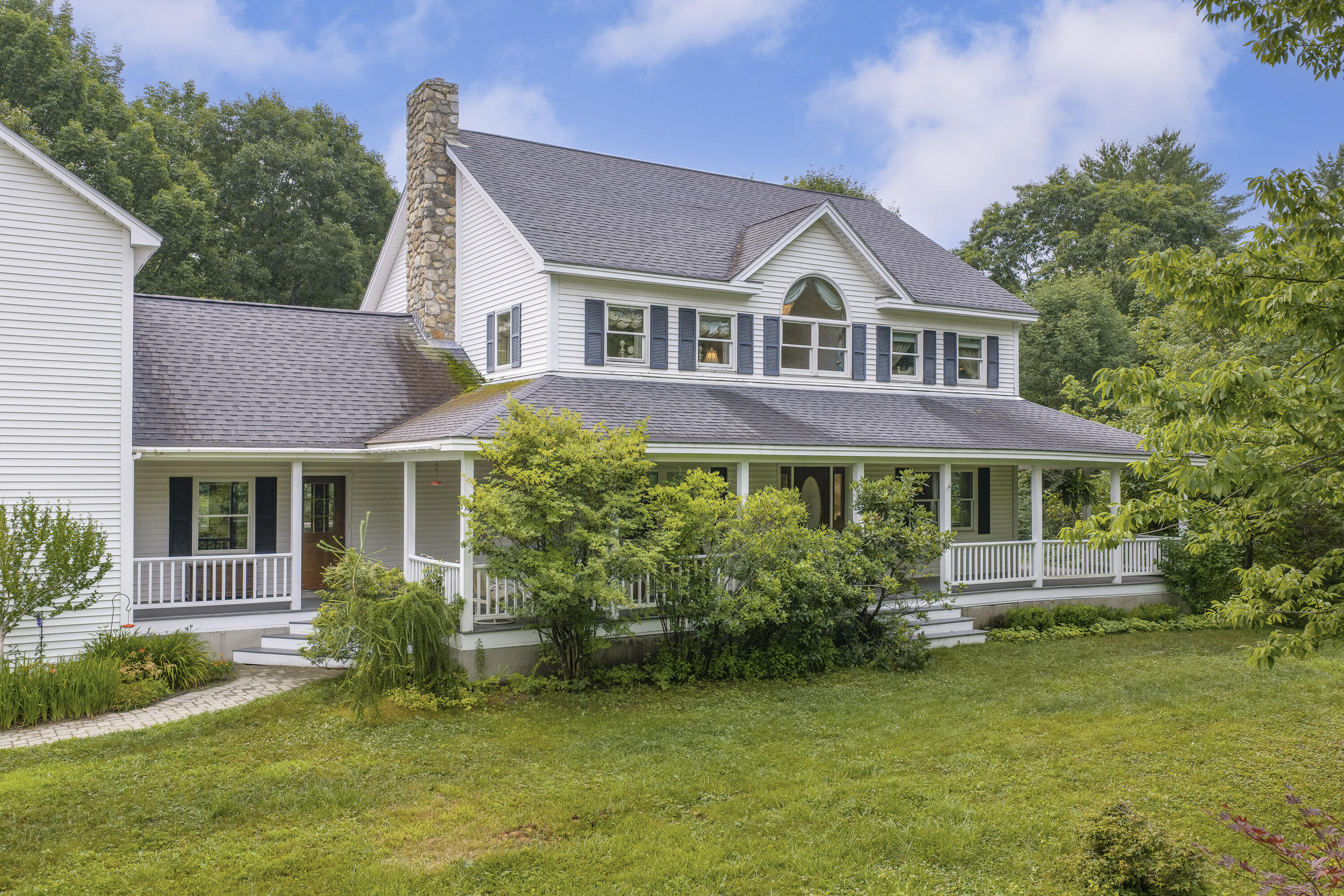 605 River Road Property Photo 1
