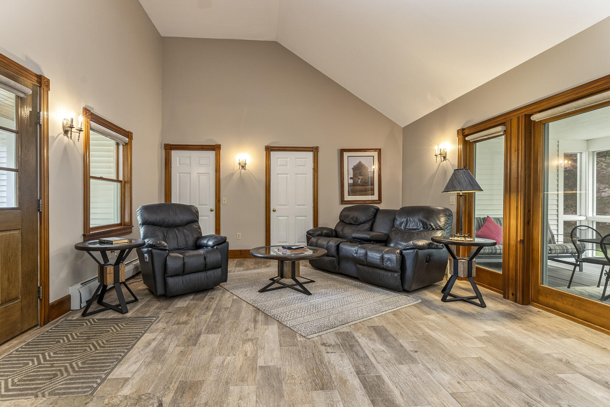 605 River Road Property Photo 6