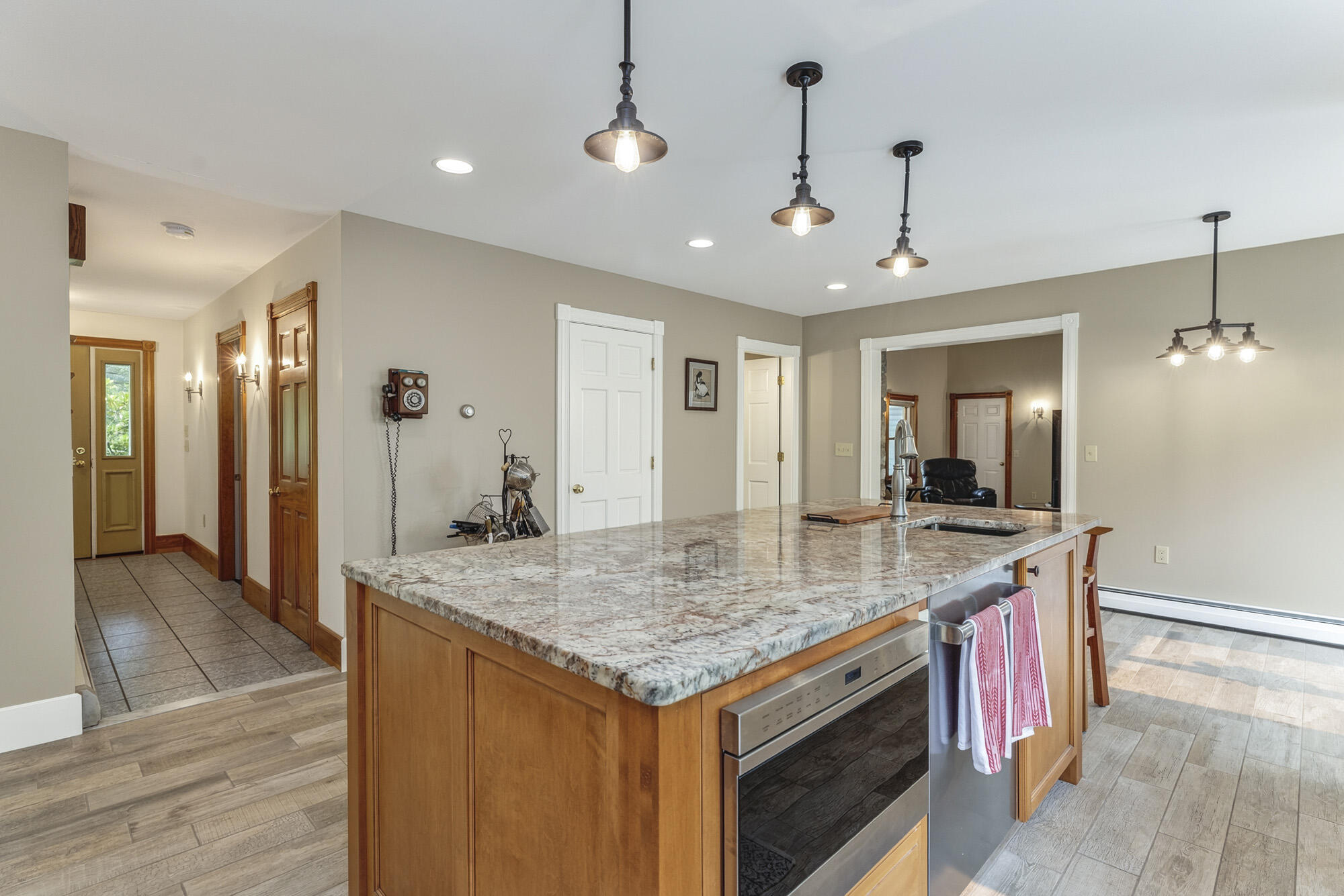 605 River Road Property Photo 11