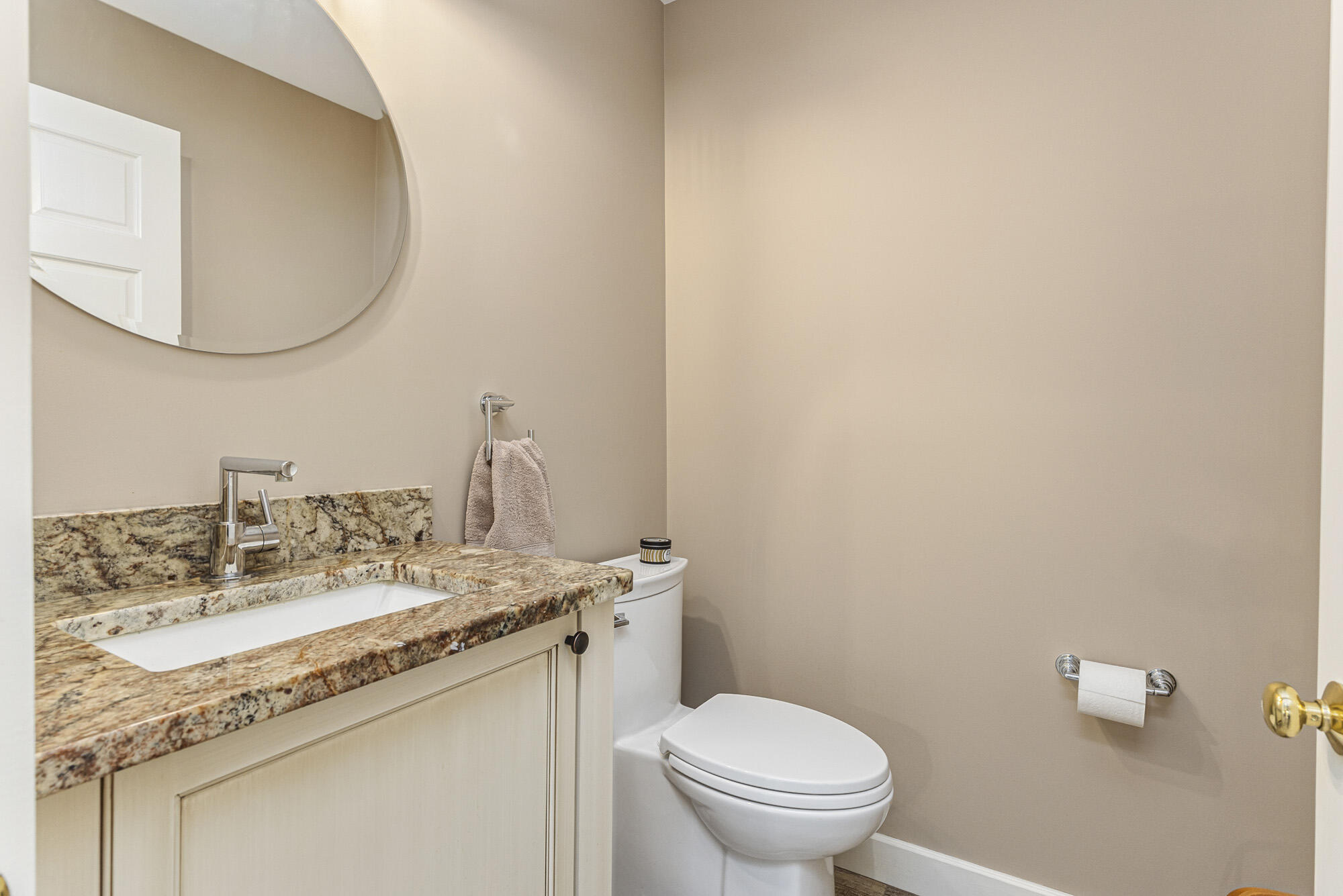 605 River Road Property Photo 14