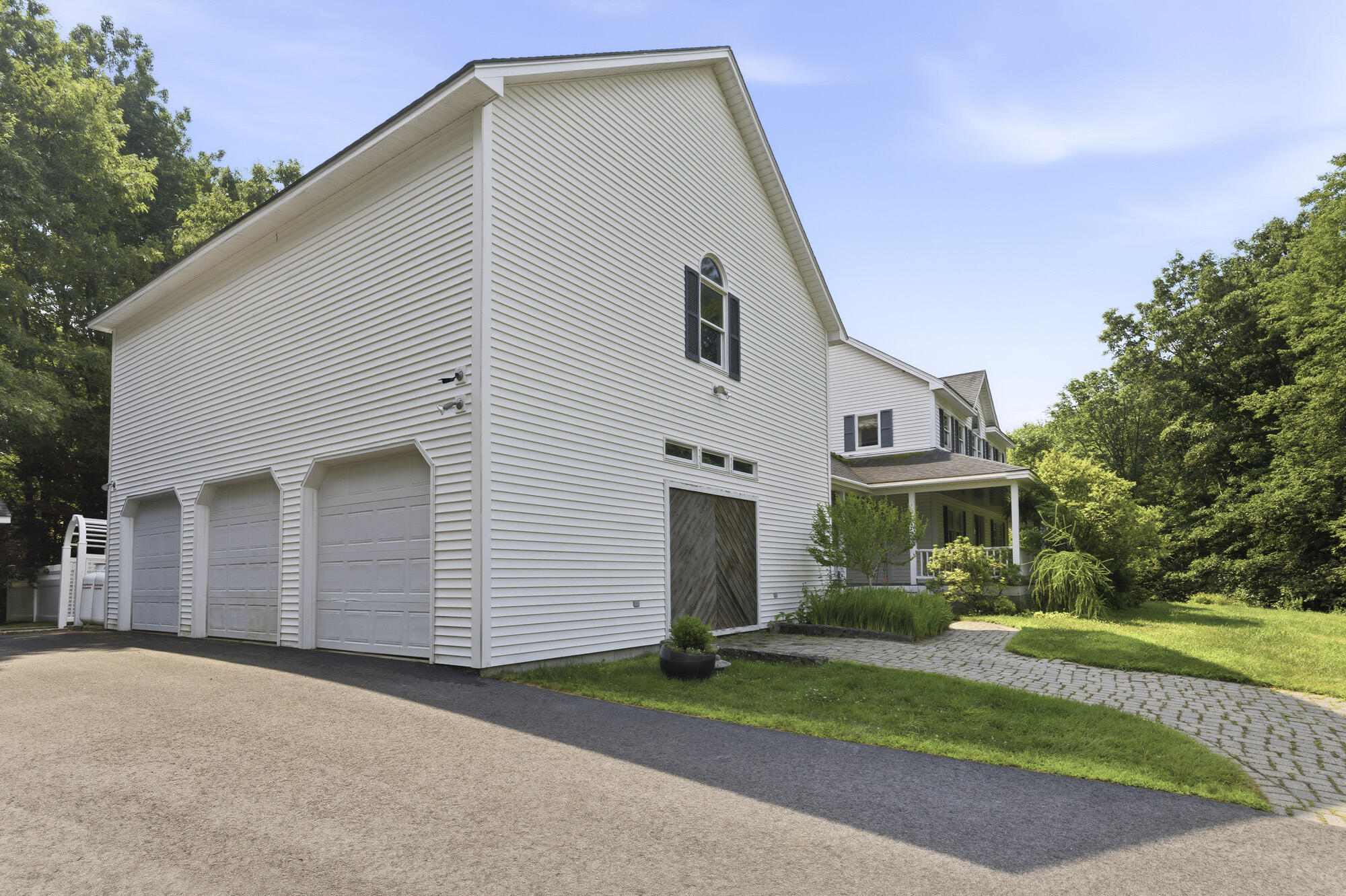605 River Road Property Photo 54