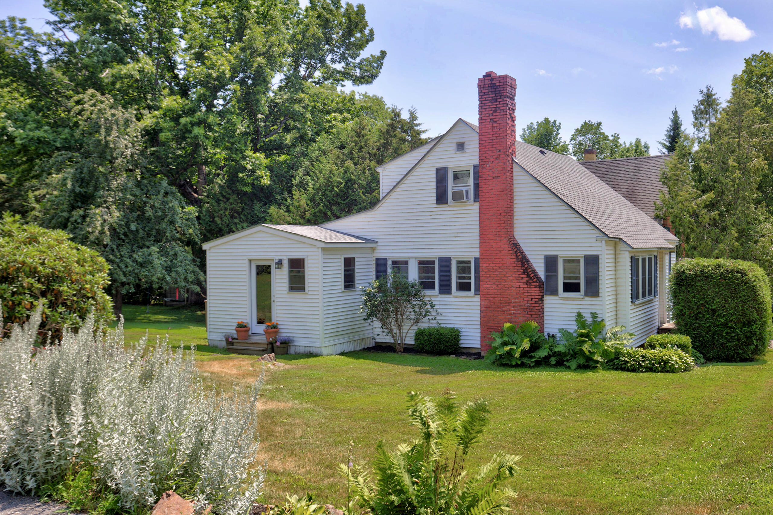15 Nicholson Avenue Property Photo 1