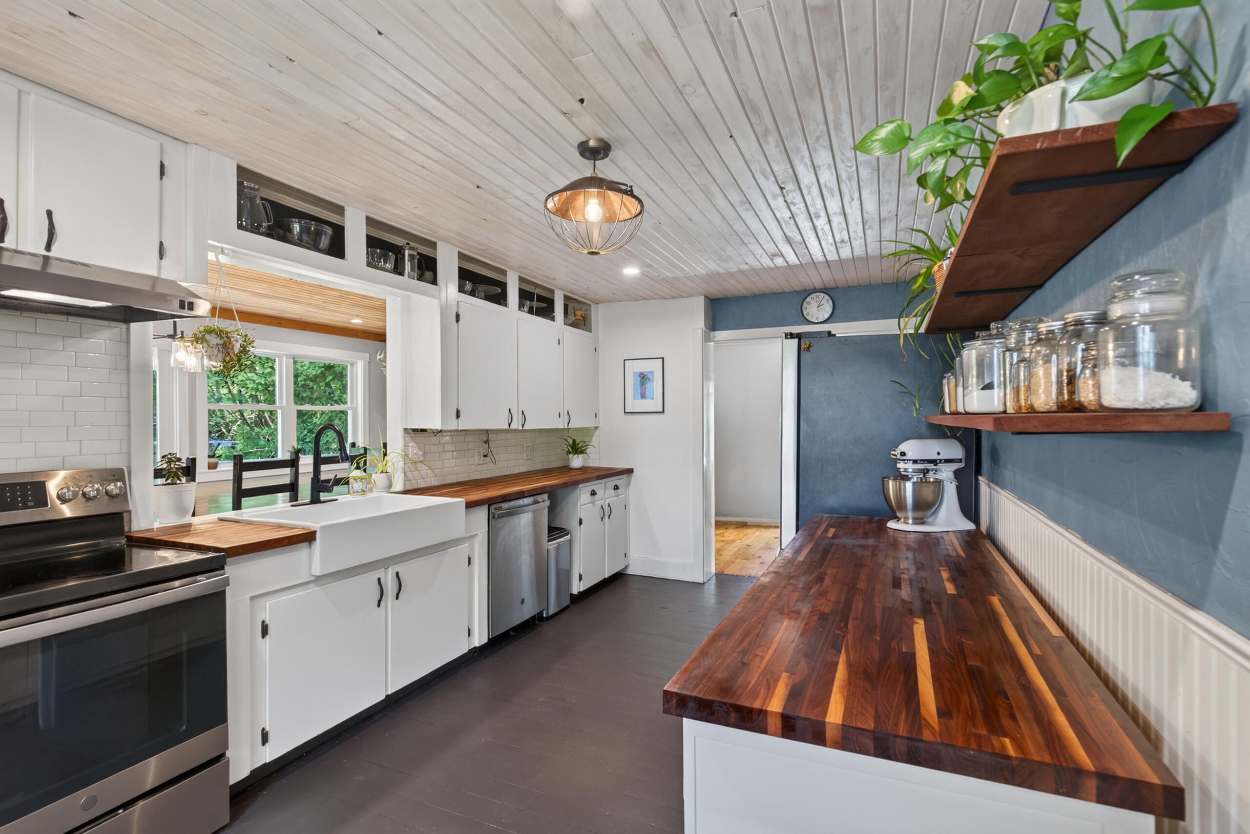 15 Nicholson Avenue Property Photo 12
