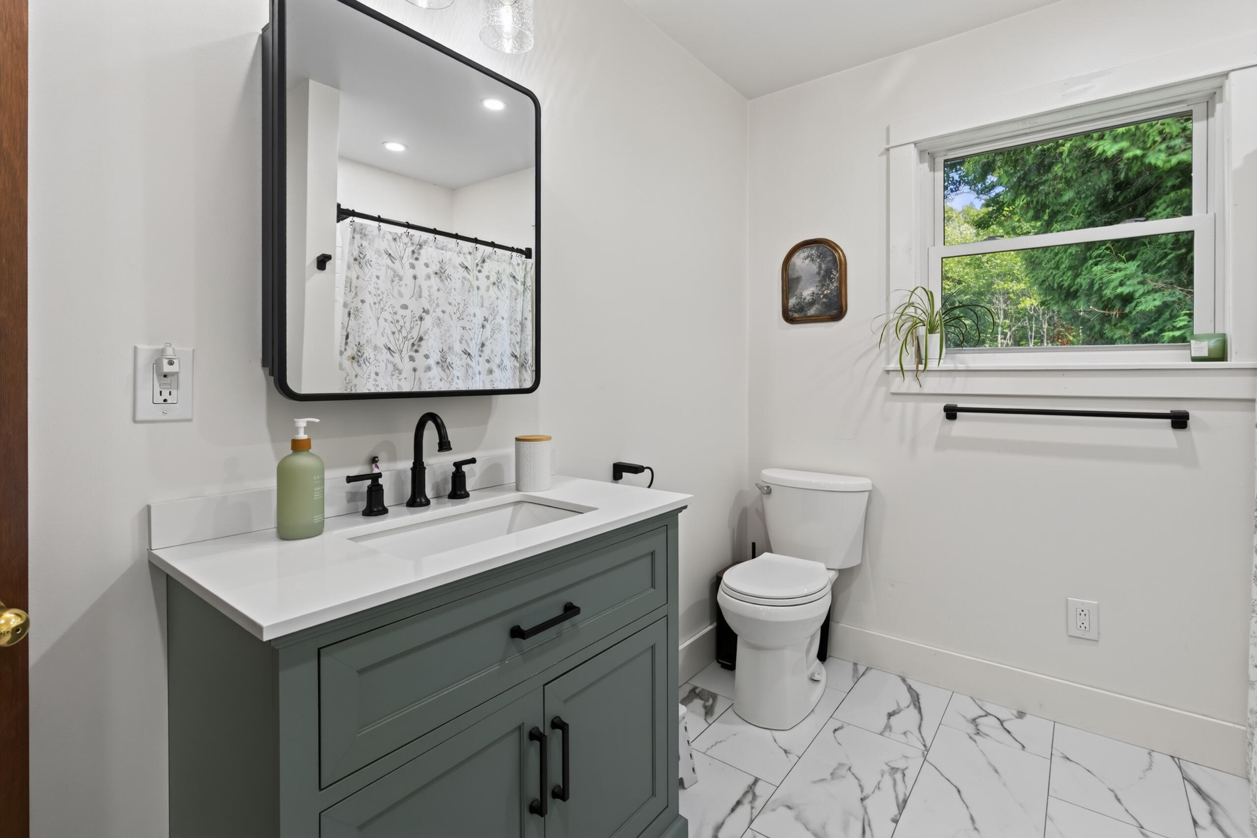 15 Nicholson Avenue Property Photo 24