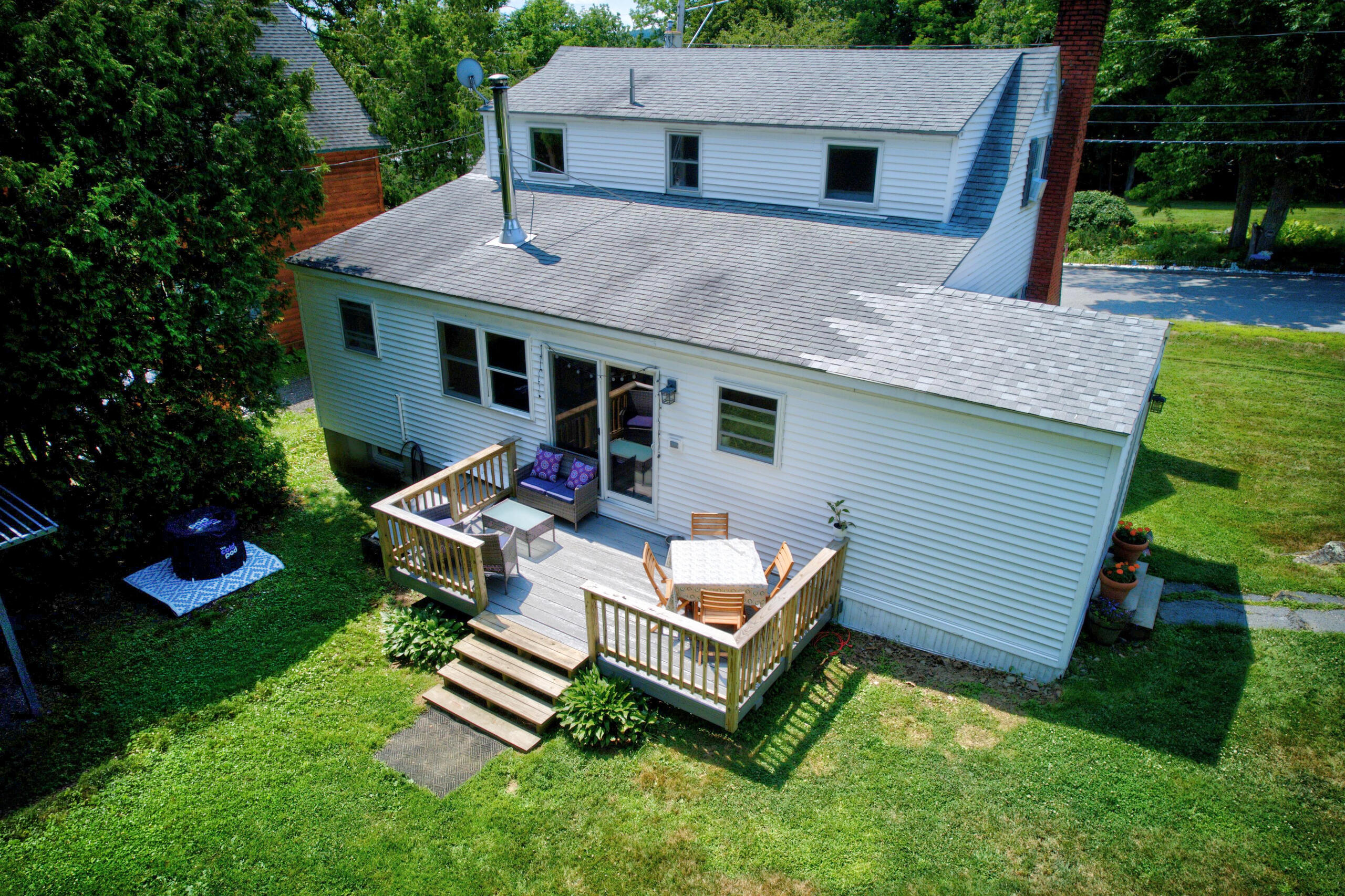 15 Nicholson Avenue Property Photo 42