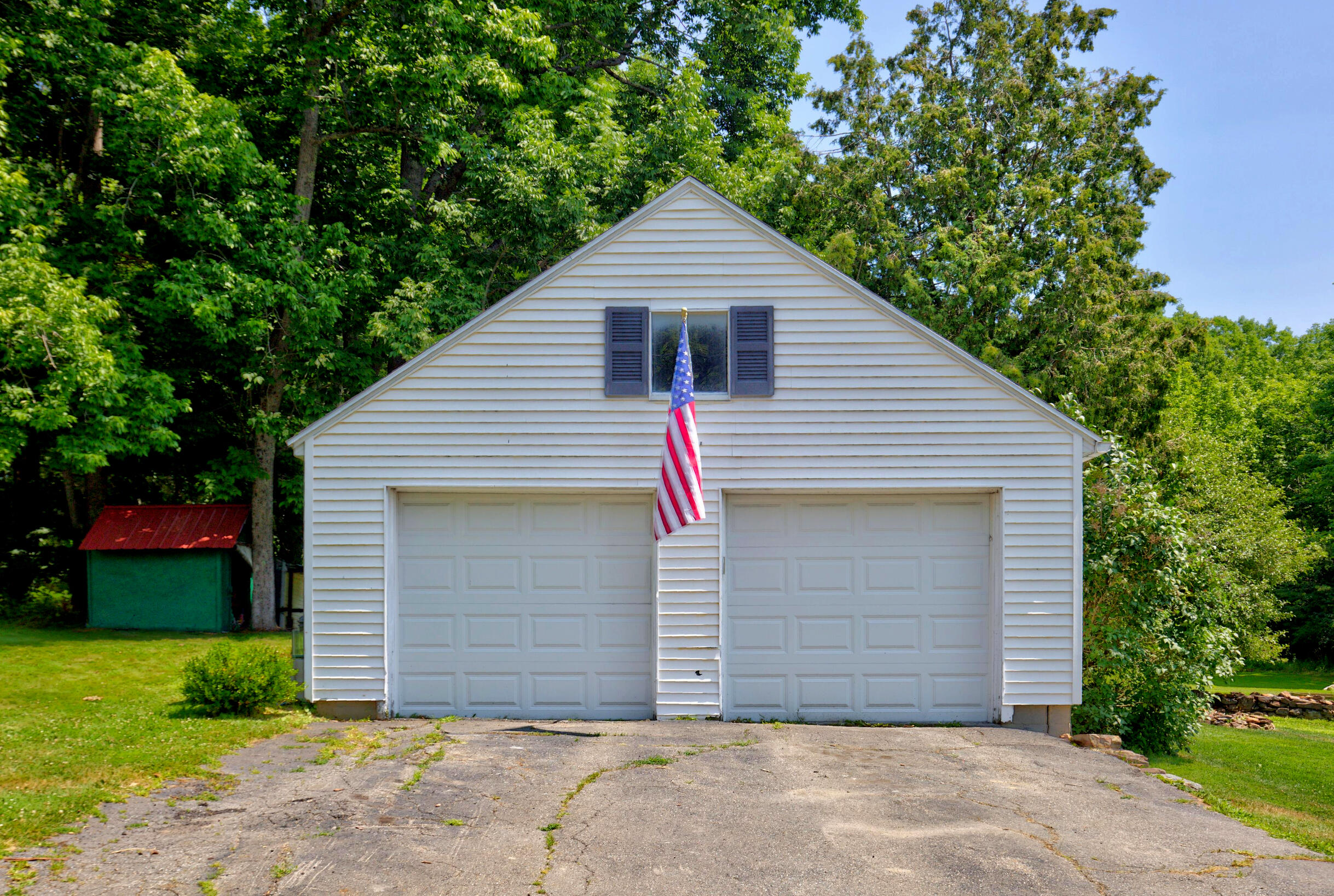 15 Nicholson Avenue Property Photo 46