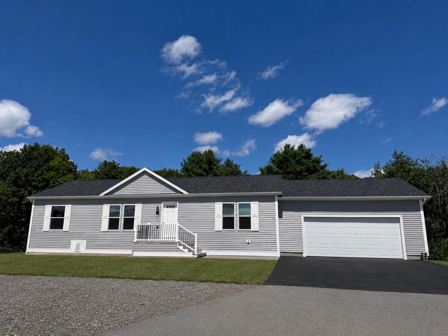 82 Settlement Loop Property Photo 1