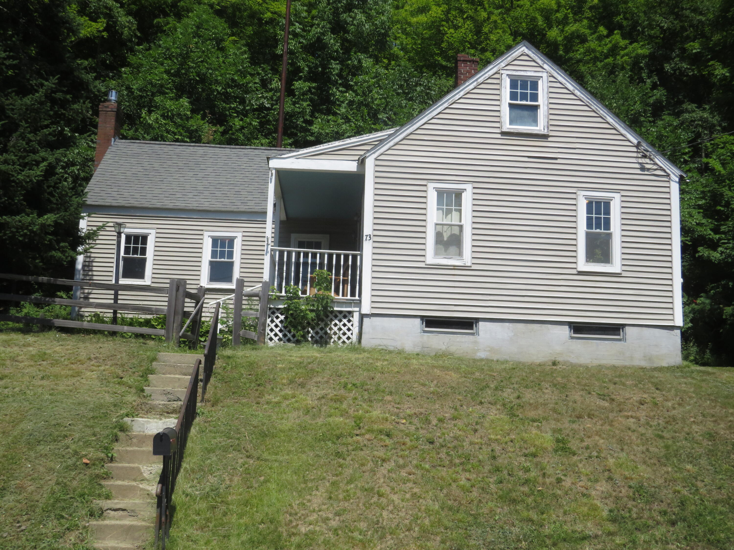 73 Summer Street Property Photo 4
