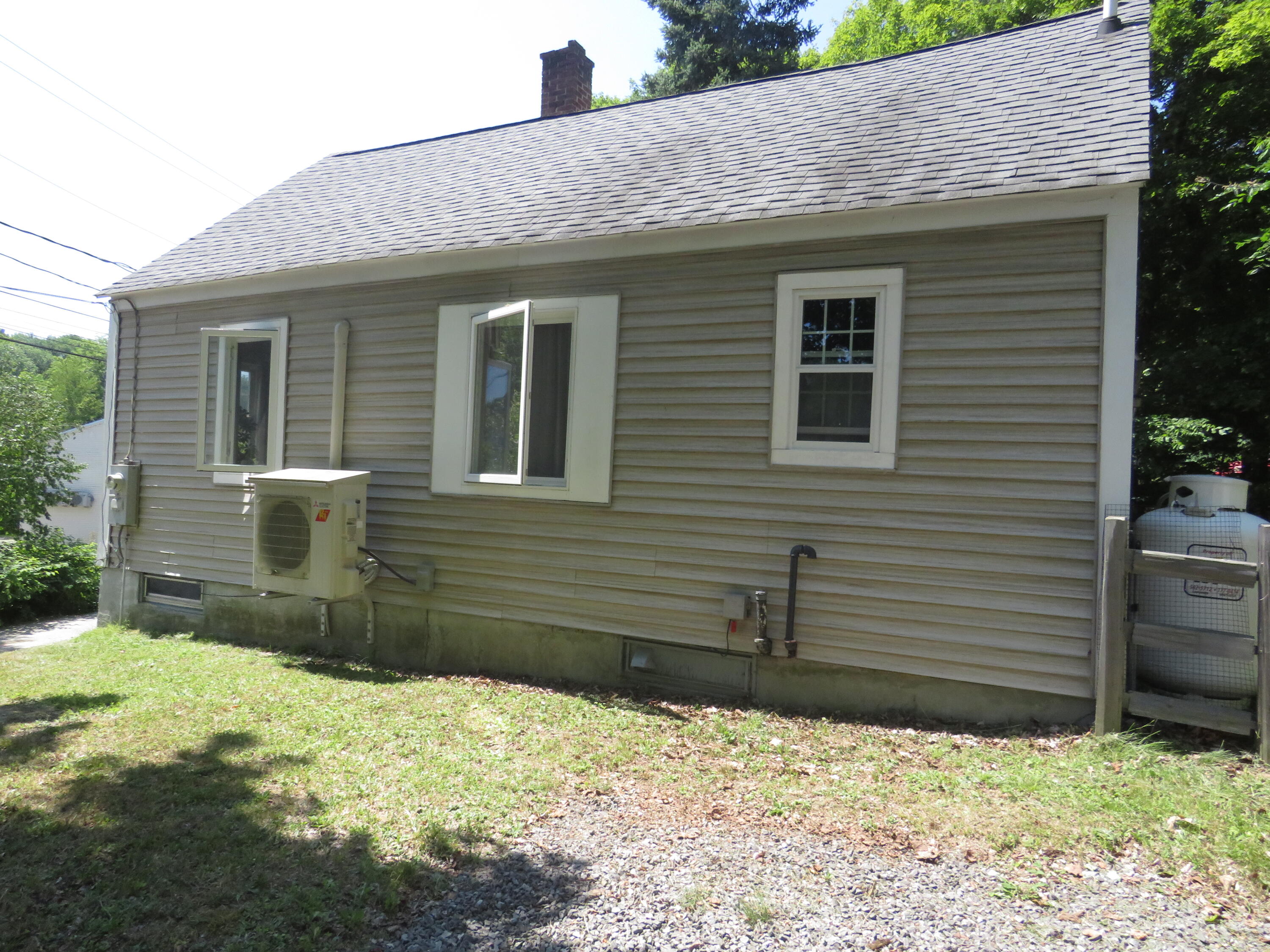 73 Summer Street Property Photo 8