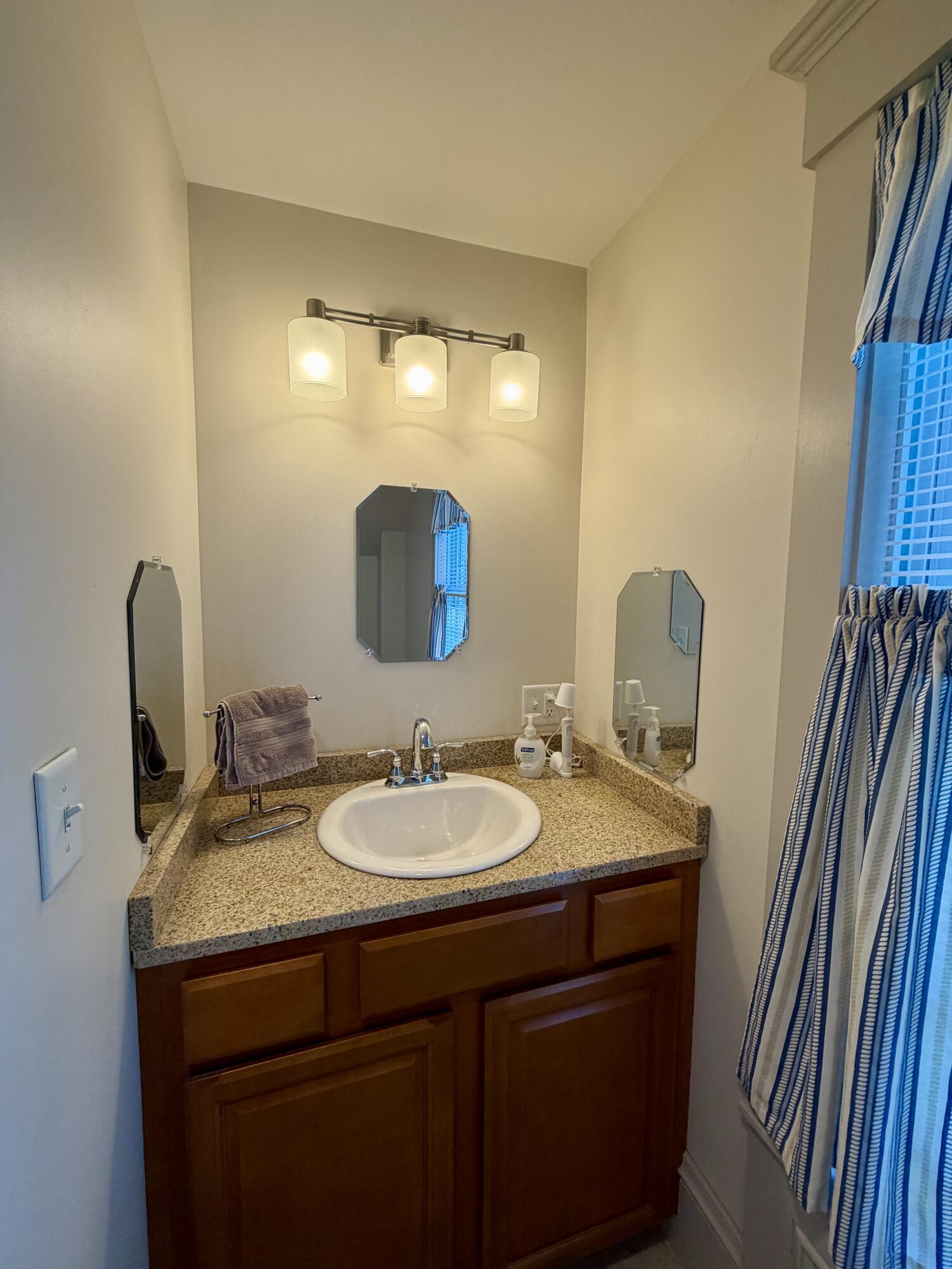49 Lebanon Road Property Photo 59