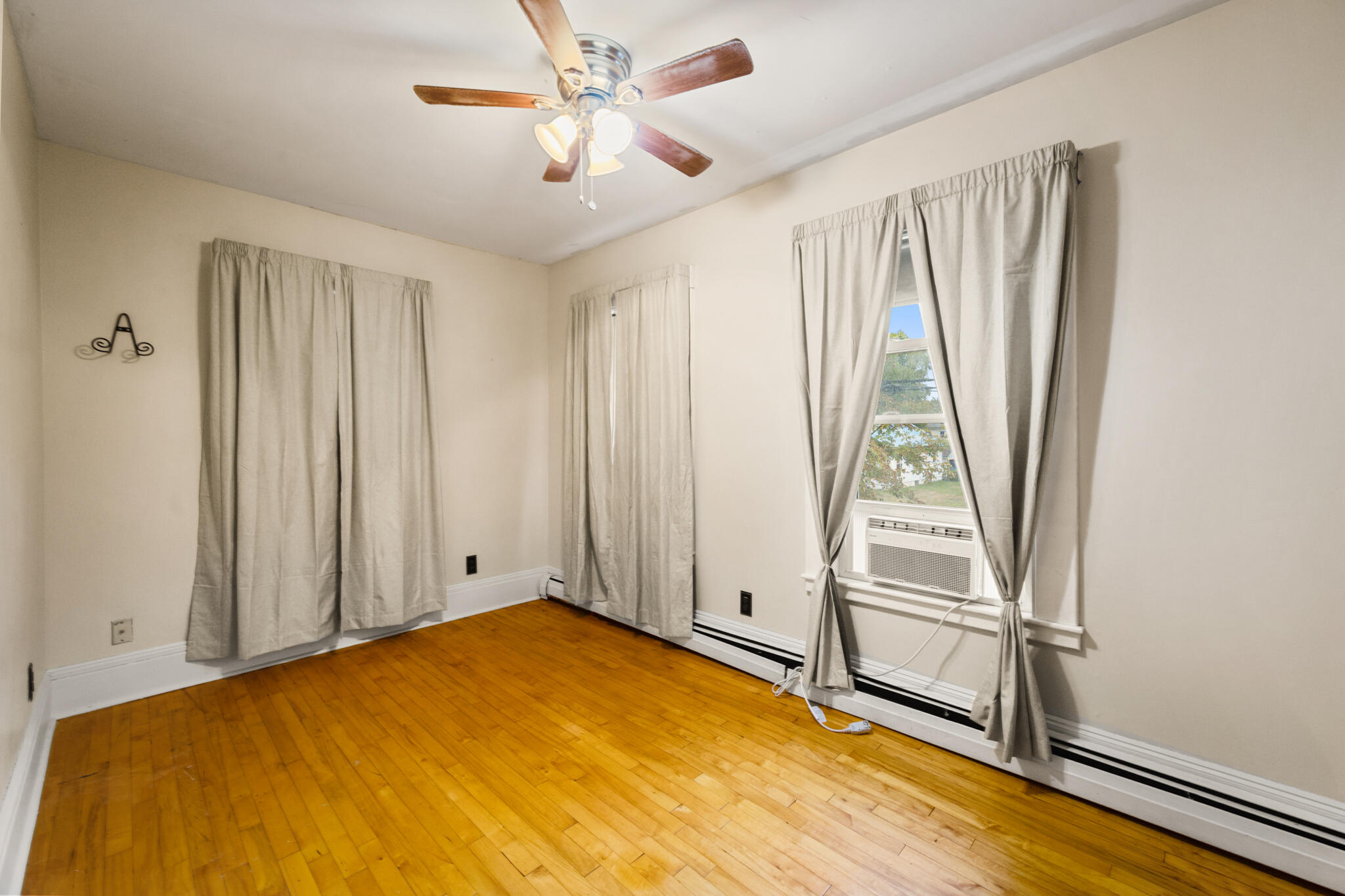 788 Union Street Property Photo 28