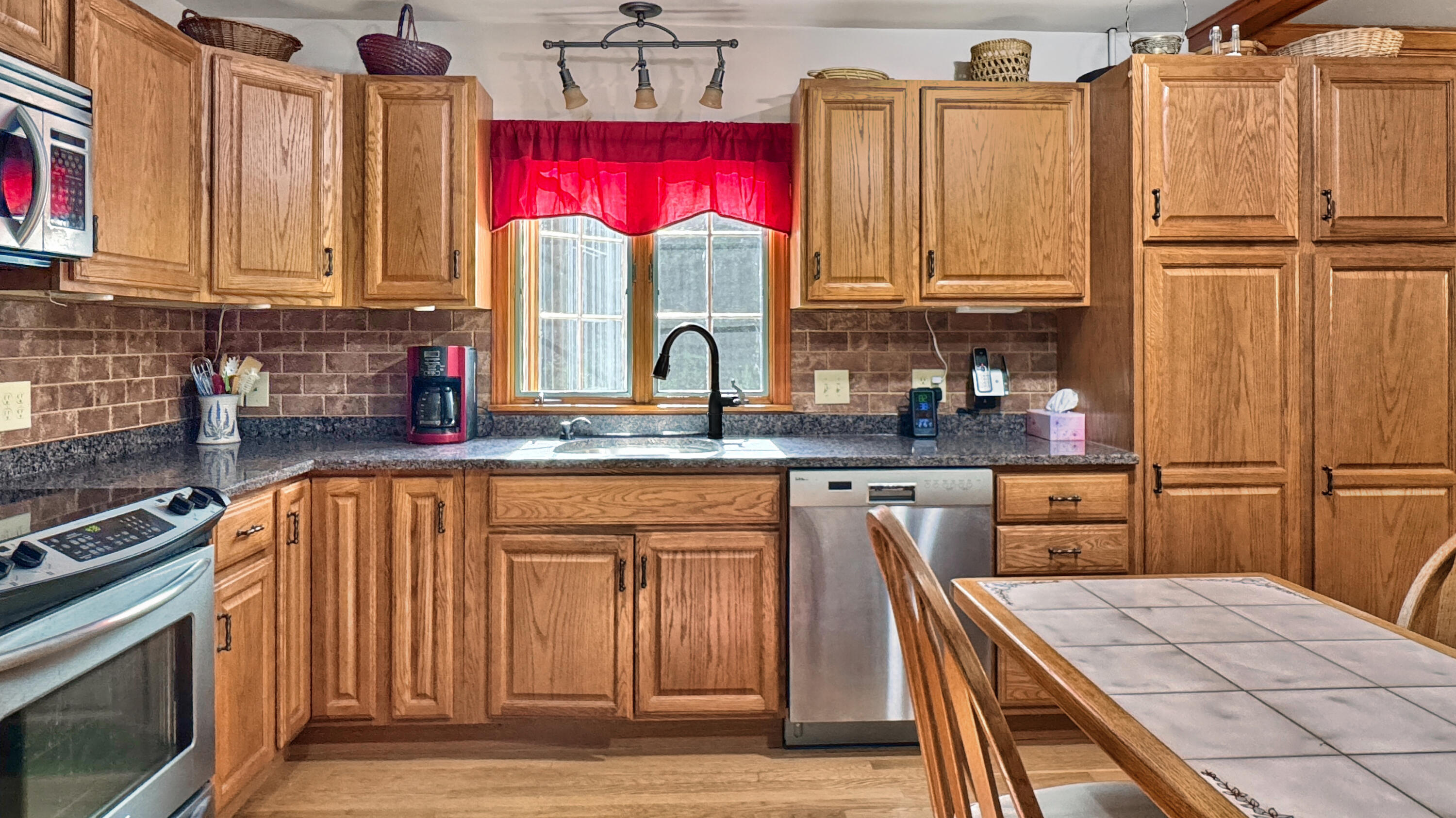 185 Lebanon Street Property Photo 3
