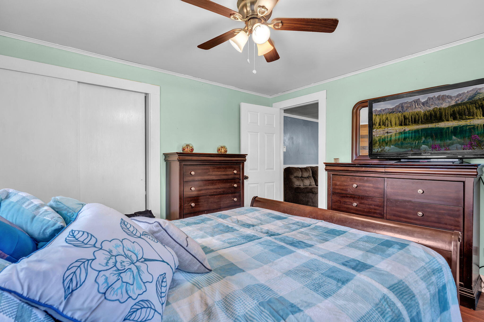 20 Burton Street Property Photo 36