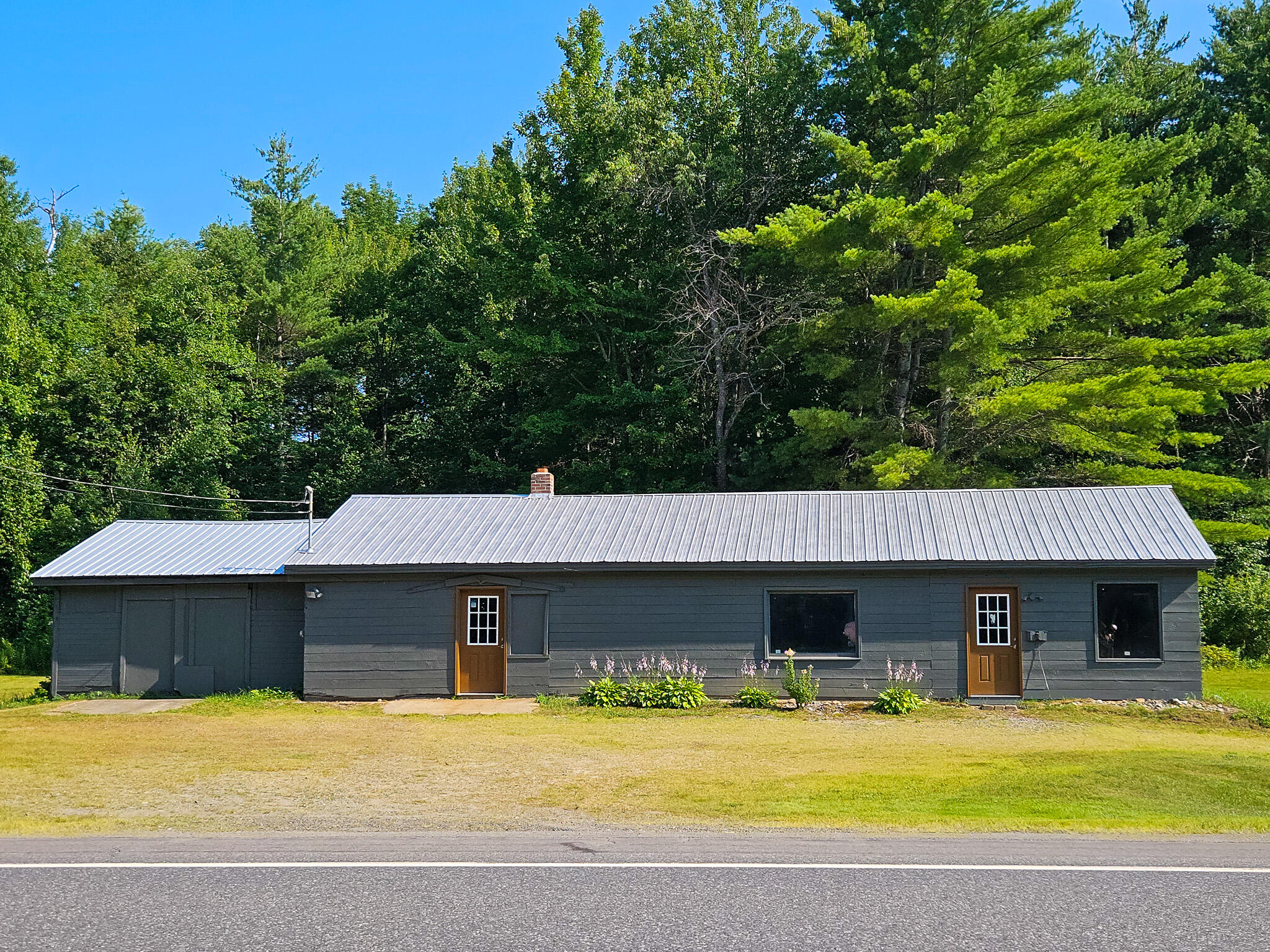 581 Mercer Road Property Photo 1