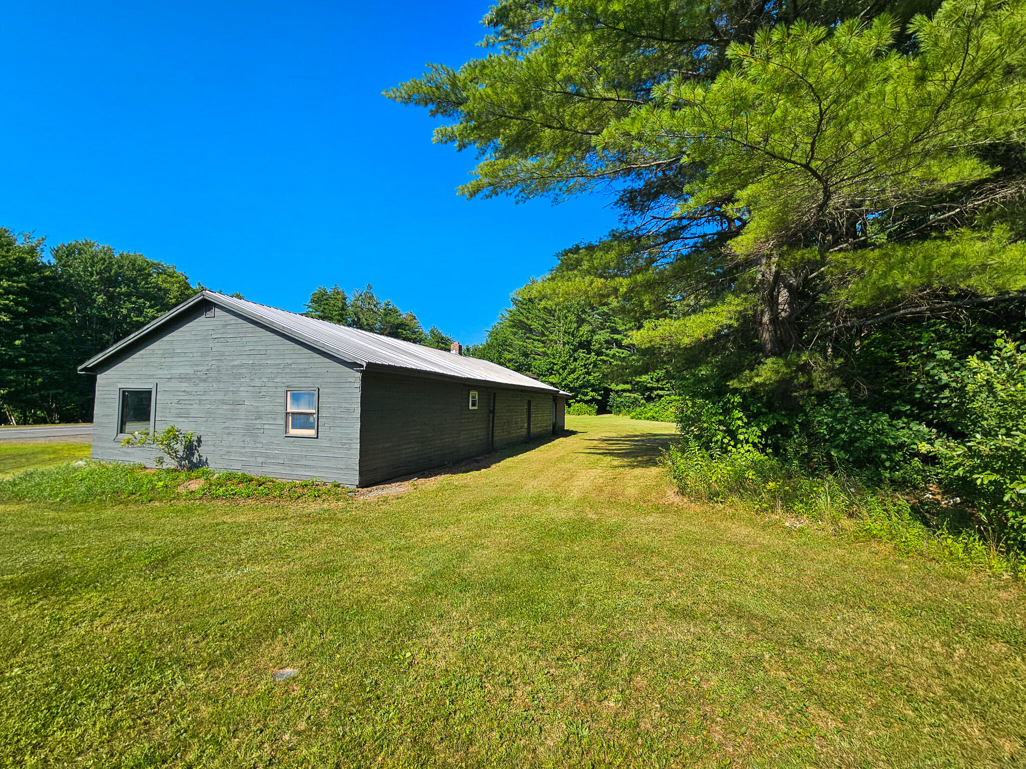 581 Mercer Road Property Photo 5