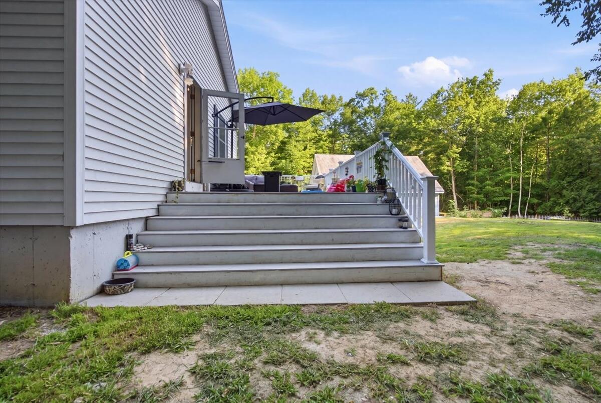 140 Ralph Richardson Road Property Photo 7