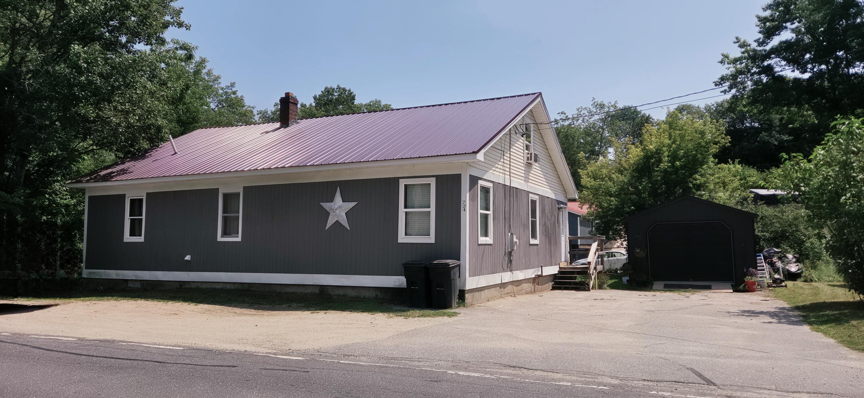 724 Sawyer Road Property Photo 1