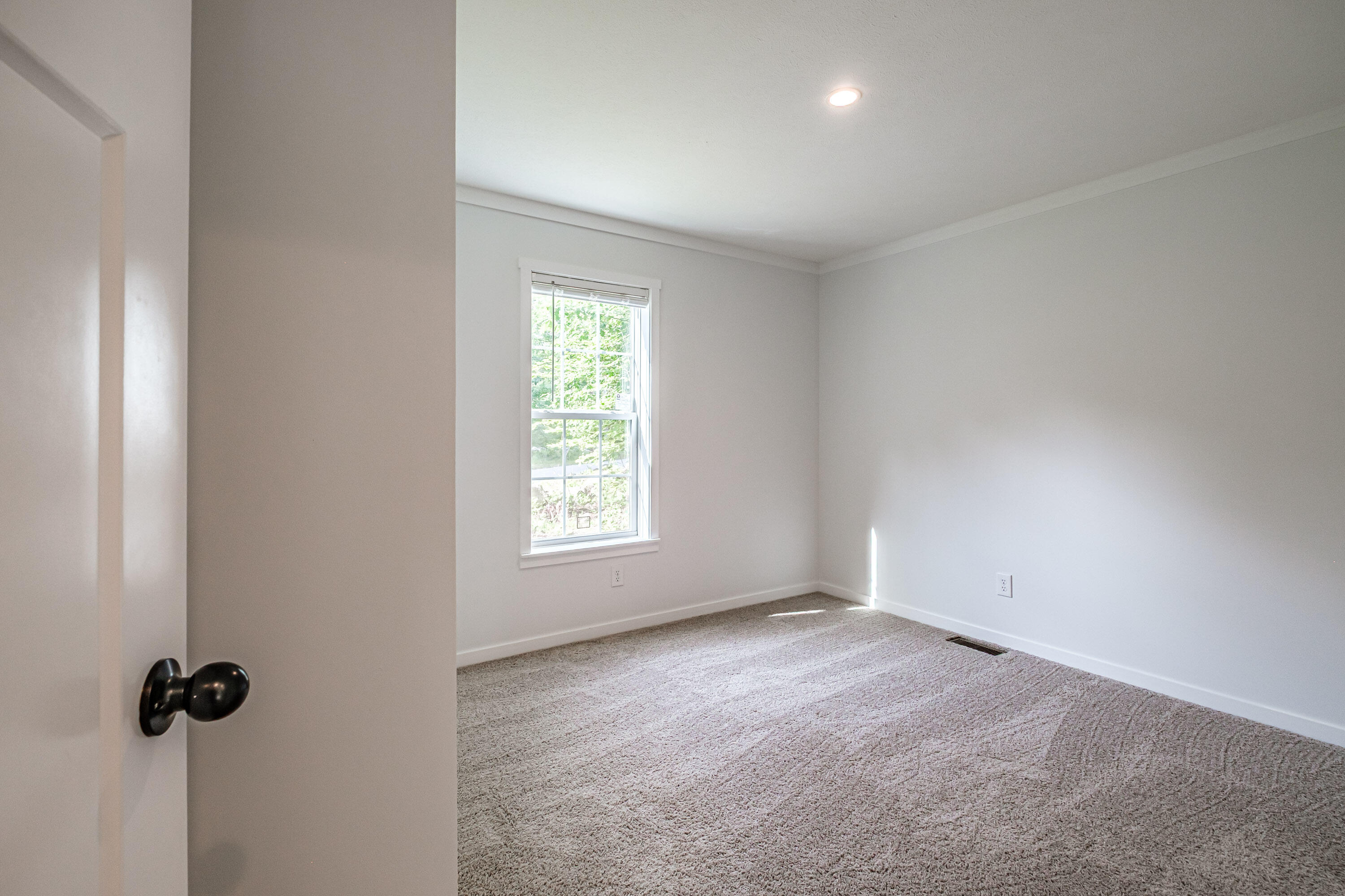 6 Laurik Lane Property Photo 5