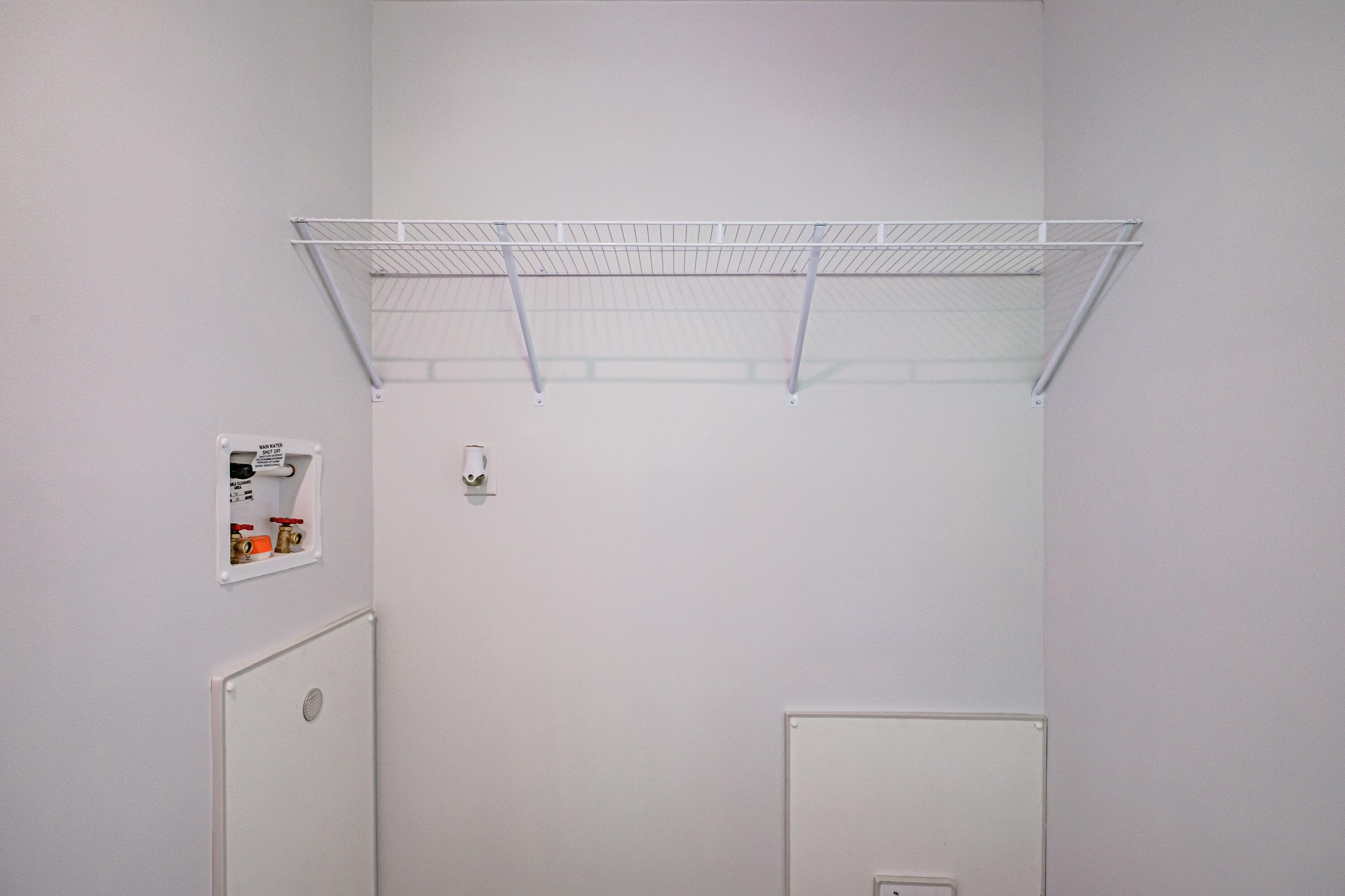 6 Laurik Lane Property Photo 11