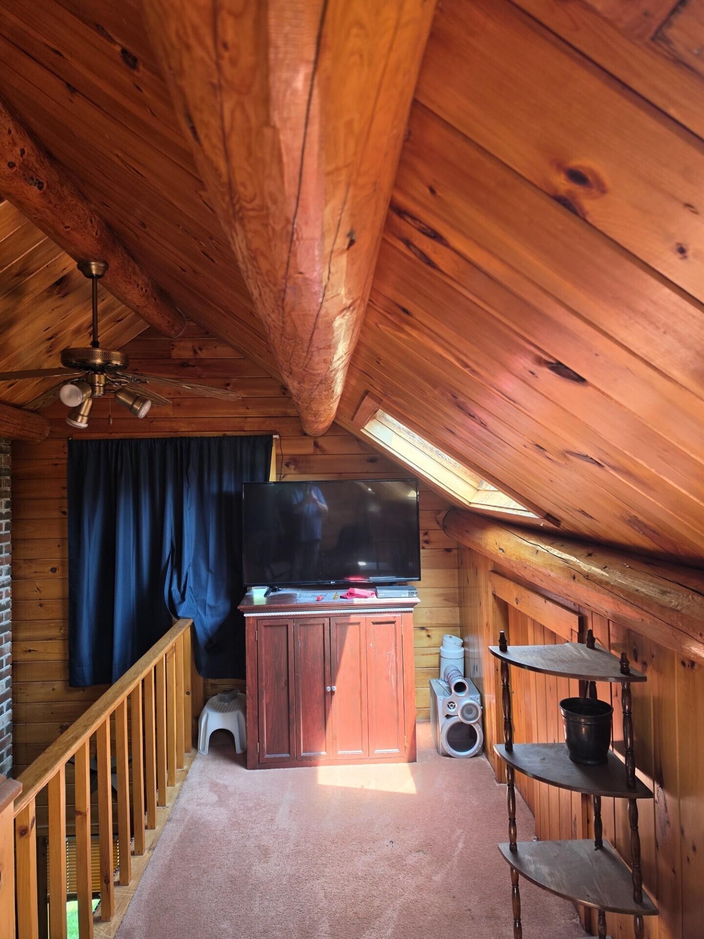 2249 Van Buren Road Property Photo 11