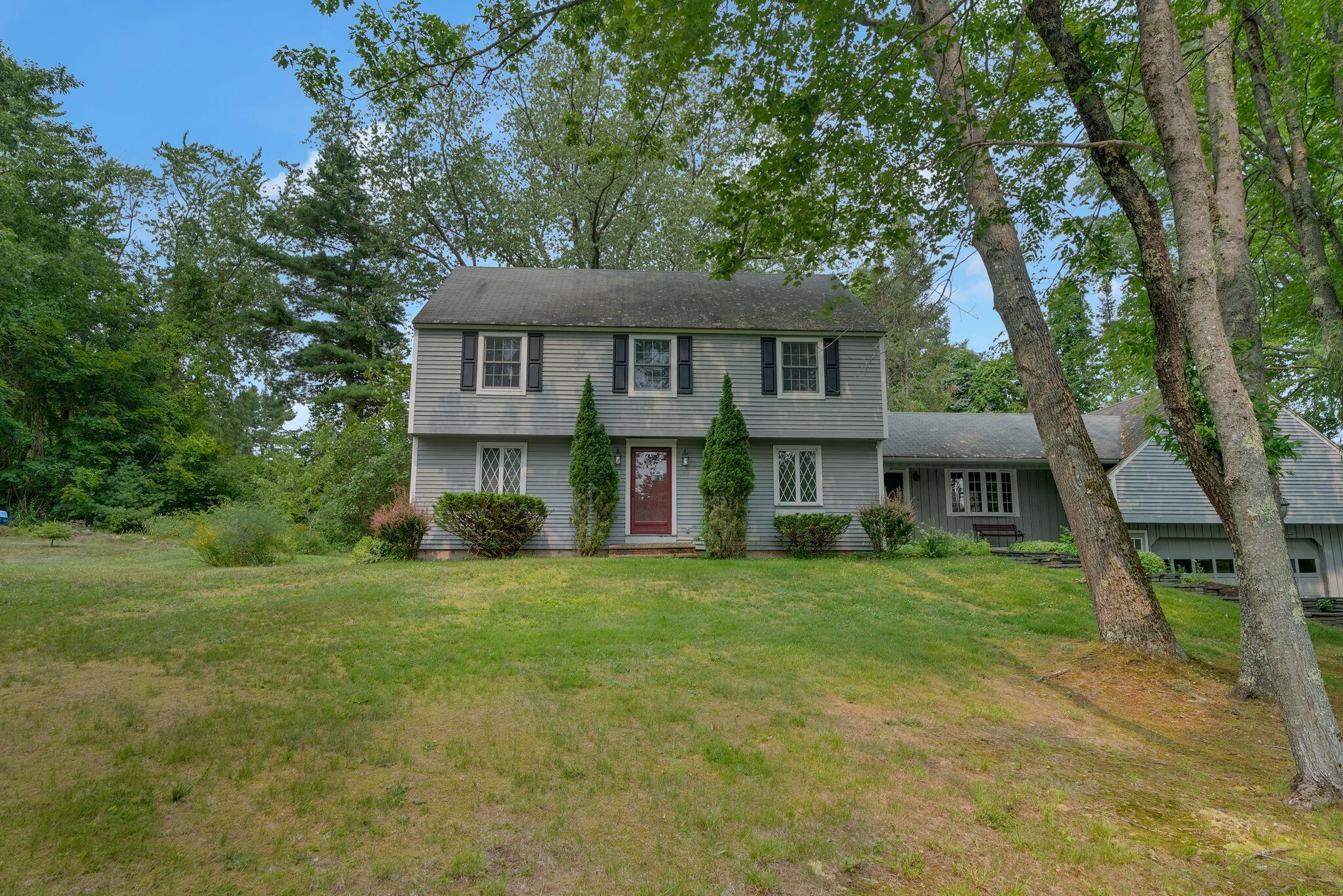 37 Penwood Drive Property Photo 3