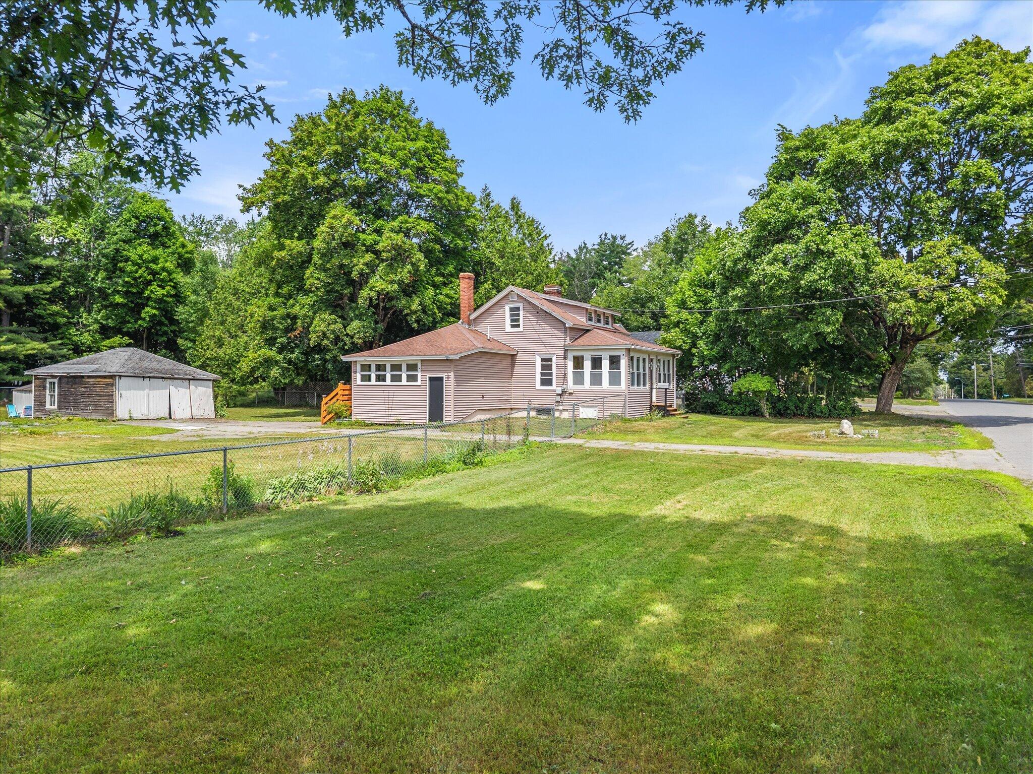 557 Brunswick Street Property Photo 1