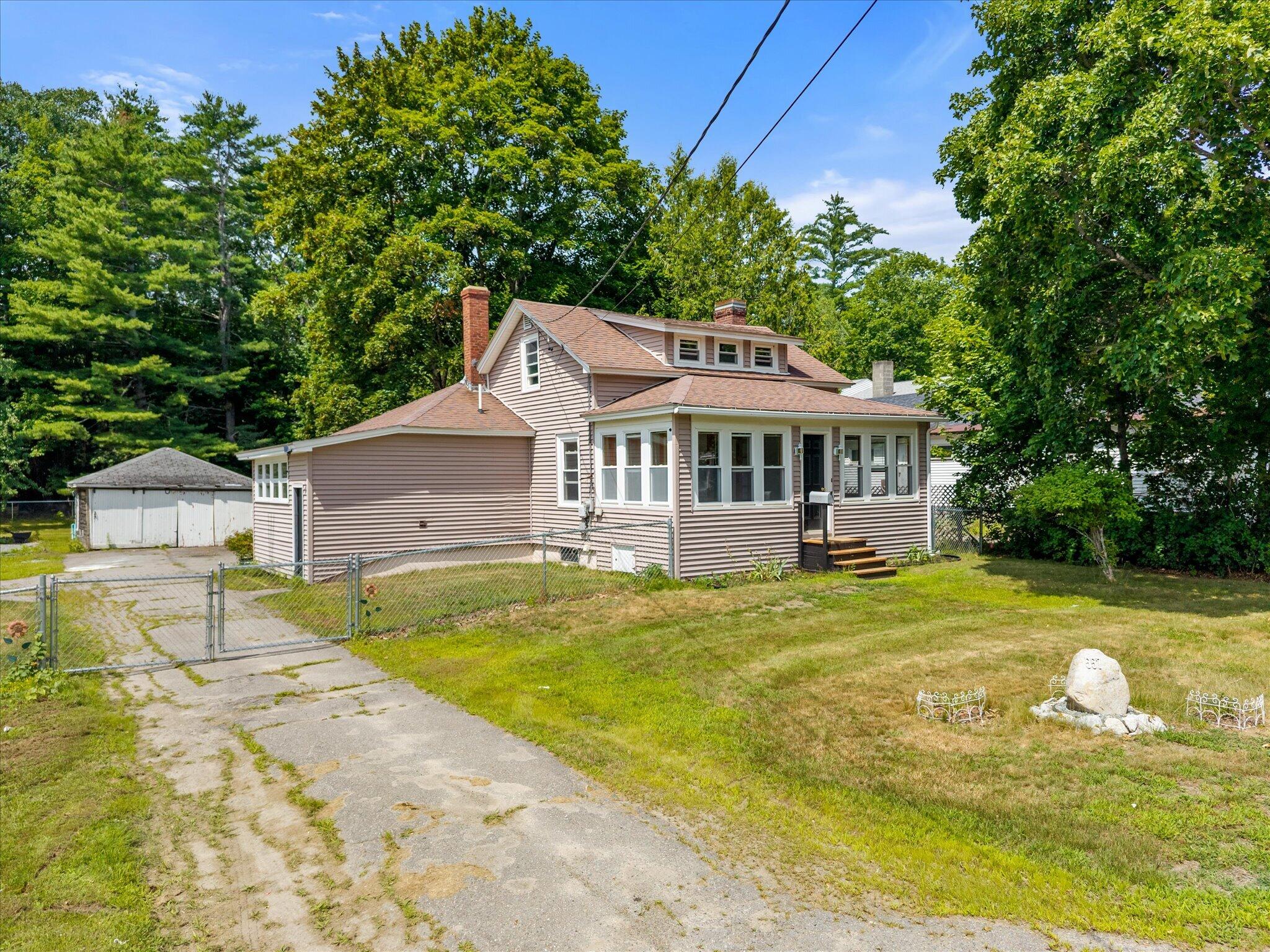 557 Brunswick Street Property Photo 6