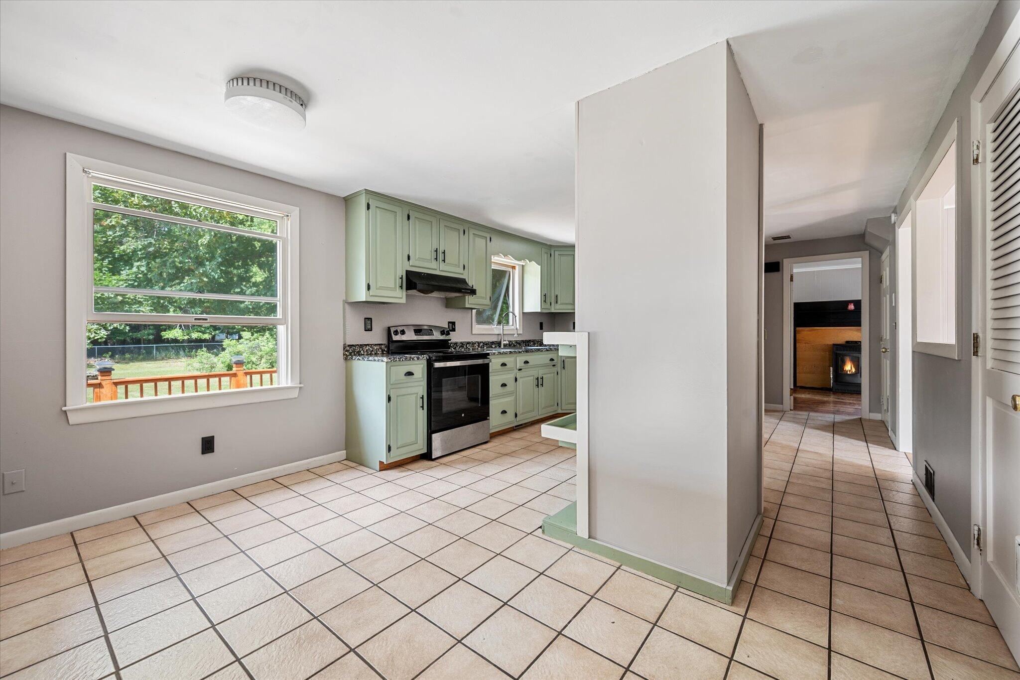 557 Brunswick Street Property Photo 9
