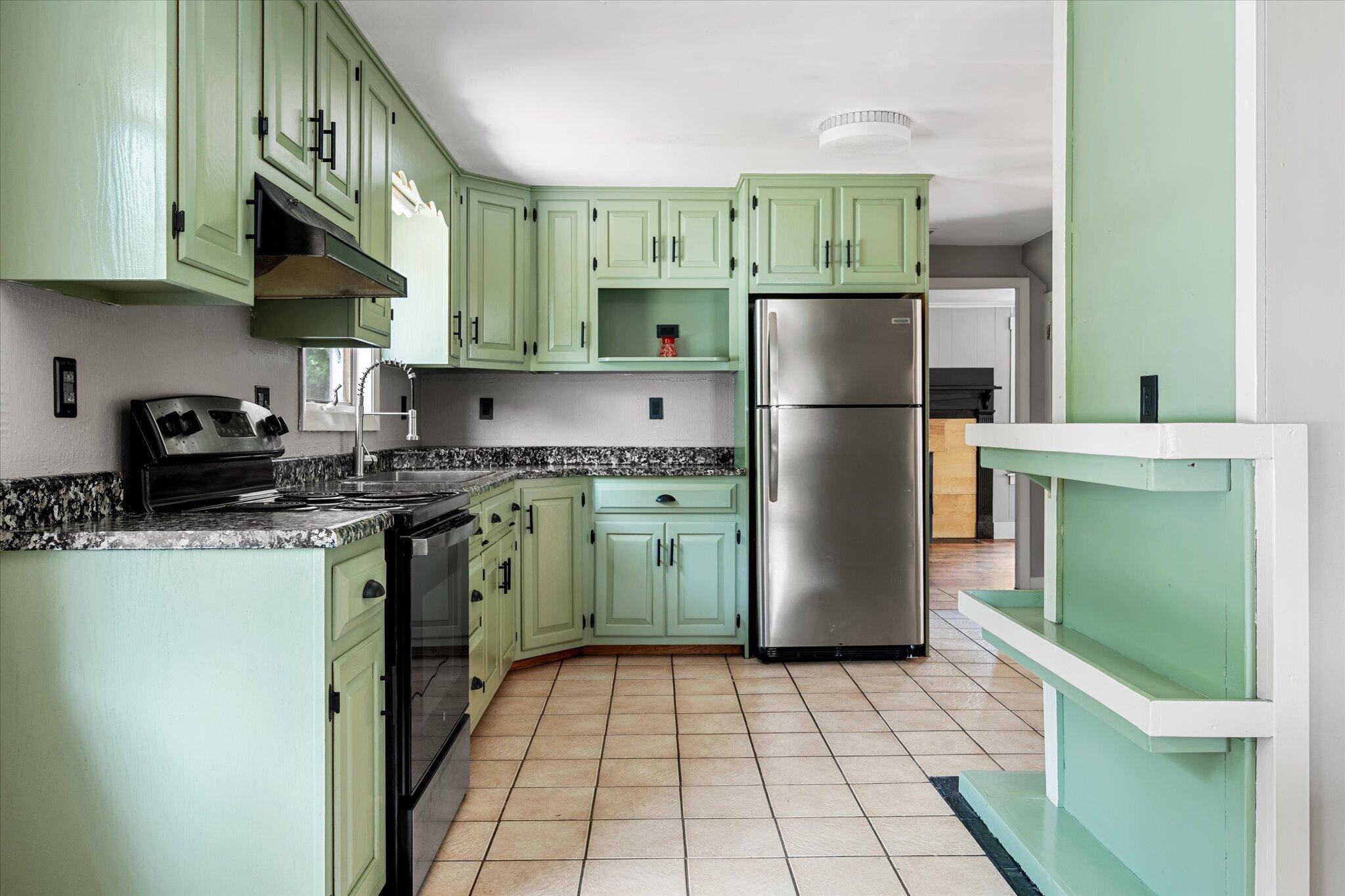 557 Brunswick Street Property Photo 11
