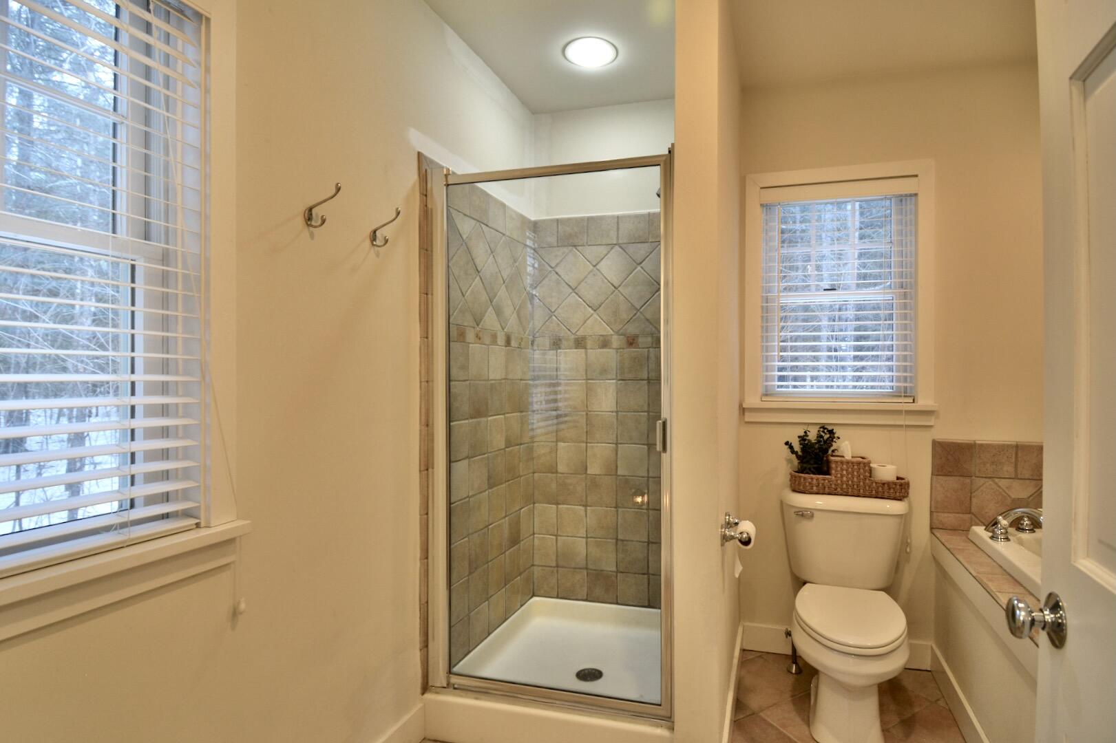 73 Middlegate Lane Property Photo 29